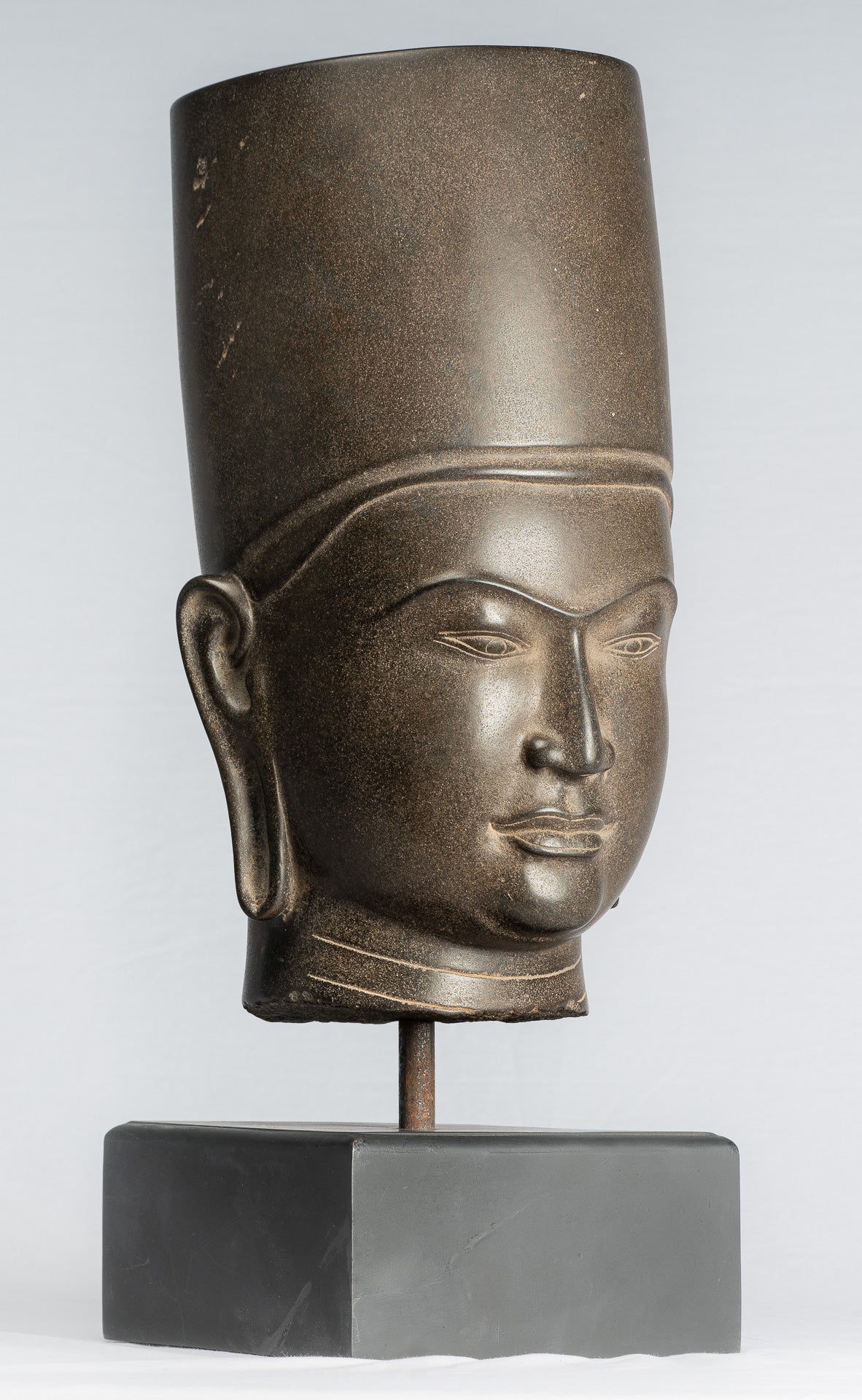 Antique Phnom Da Style Khmer Vishnu Head - Protector & Preserver - 54cm/22"