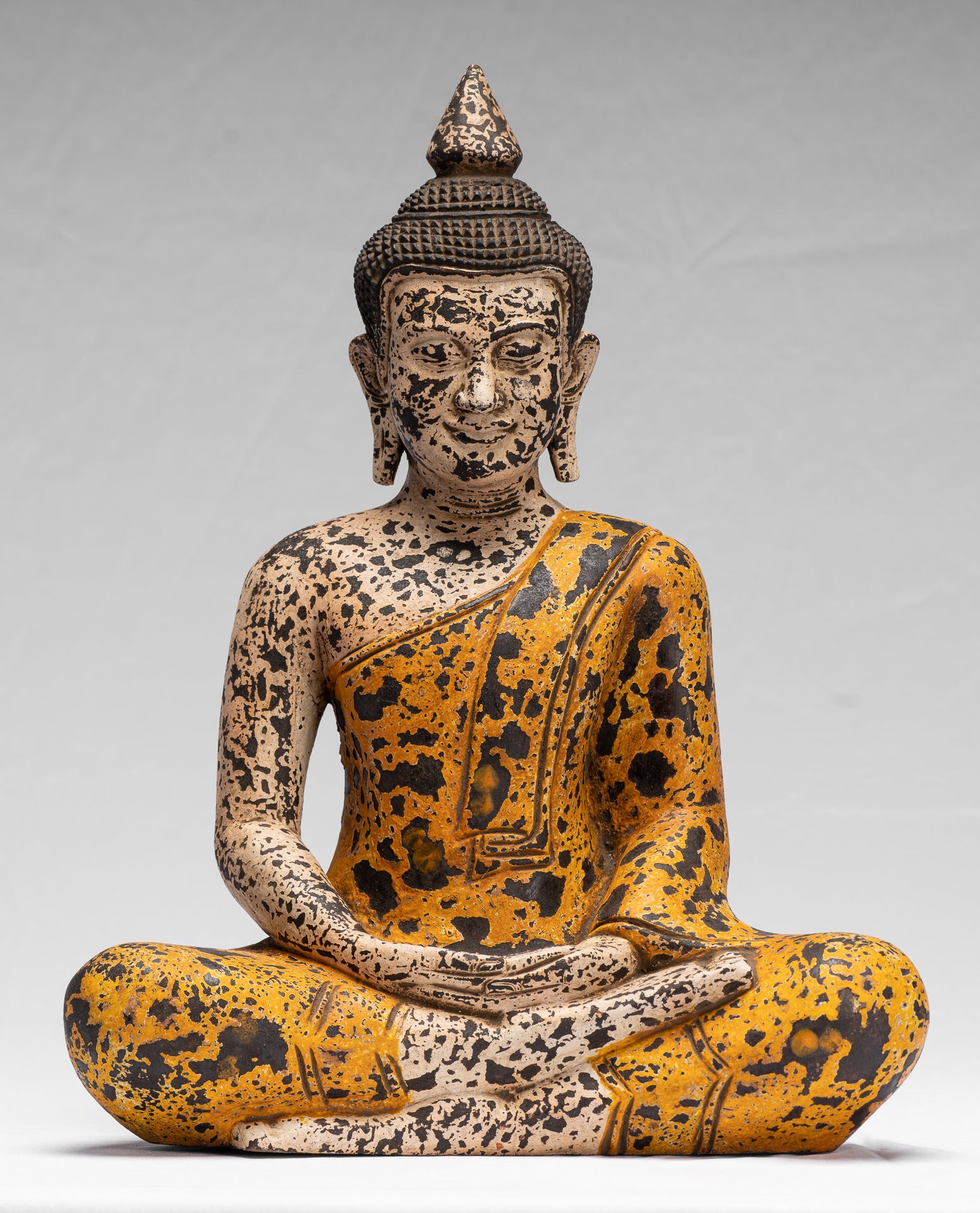 Sculpture de Bouddha – Statue de Bouddha assis en bois de style khmer antique Dhyana Méditation Mudra – 40 cm