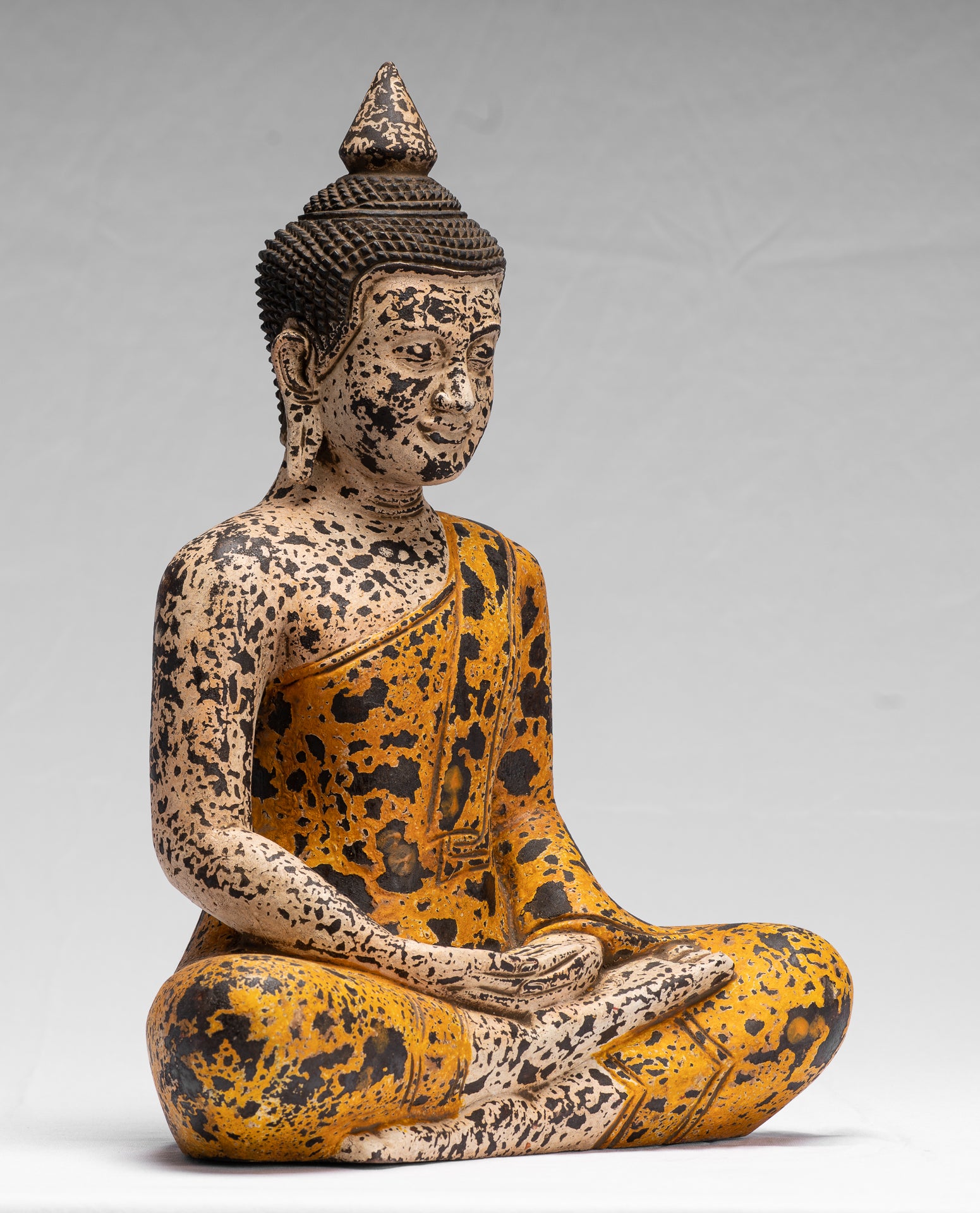 Sculpture de Bouddha – Statue de Bouddha assis en bois de style khmer antique Dhyana Méditation Mudra – 40 cm