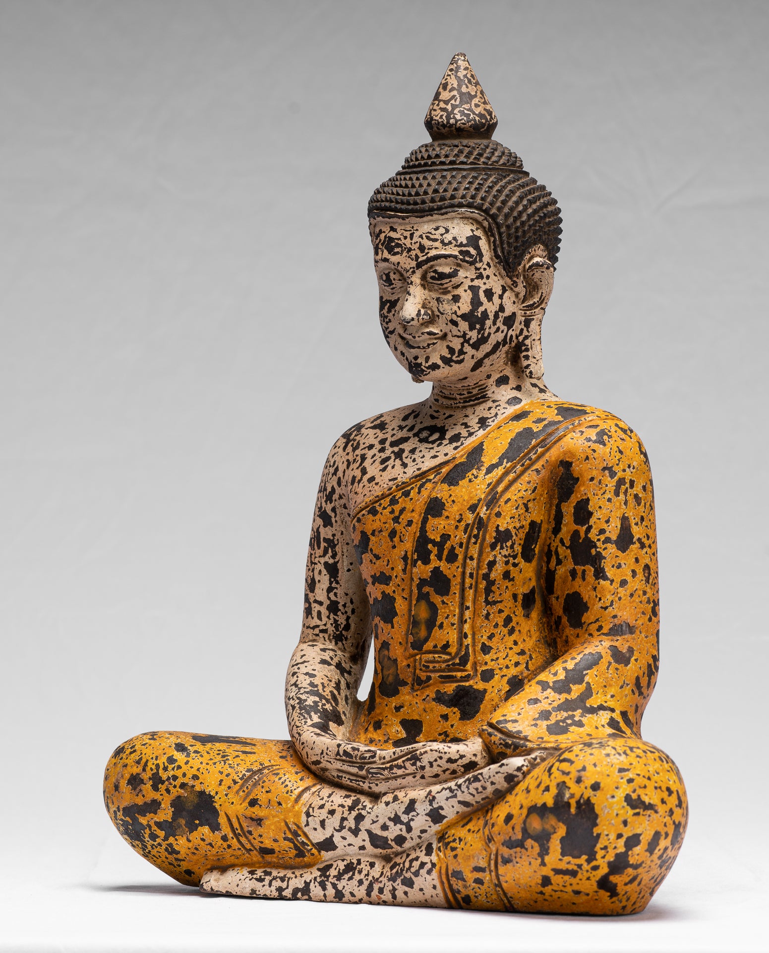 Sculpture de Bouddha – Statue de Bouddha assis en bois de style khmer antique Dhyana Méditation Mudra – 40 cm