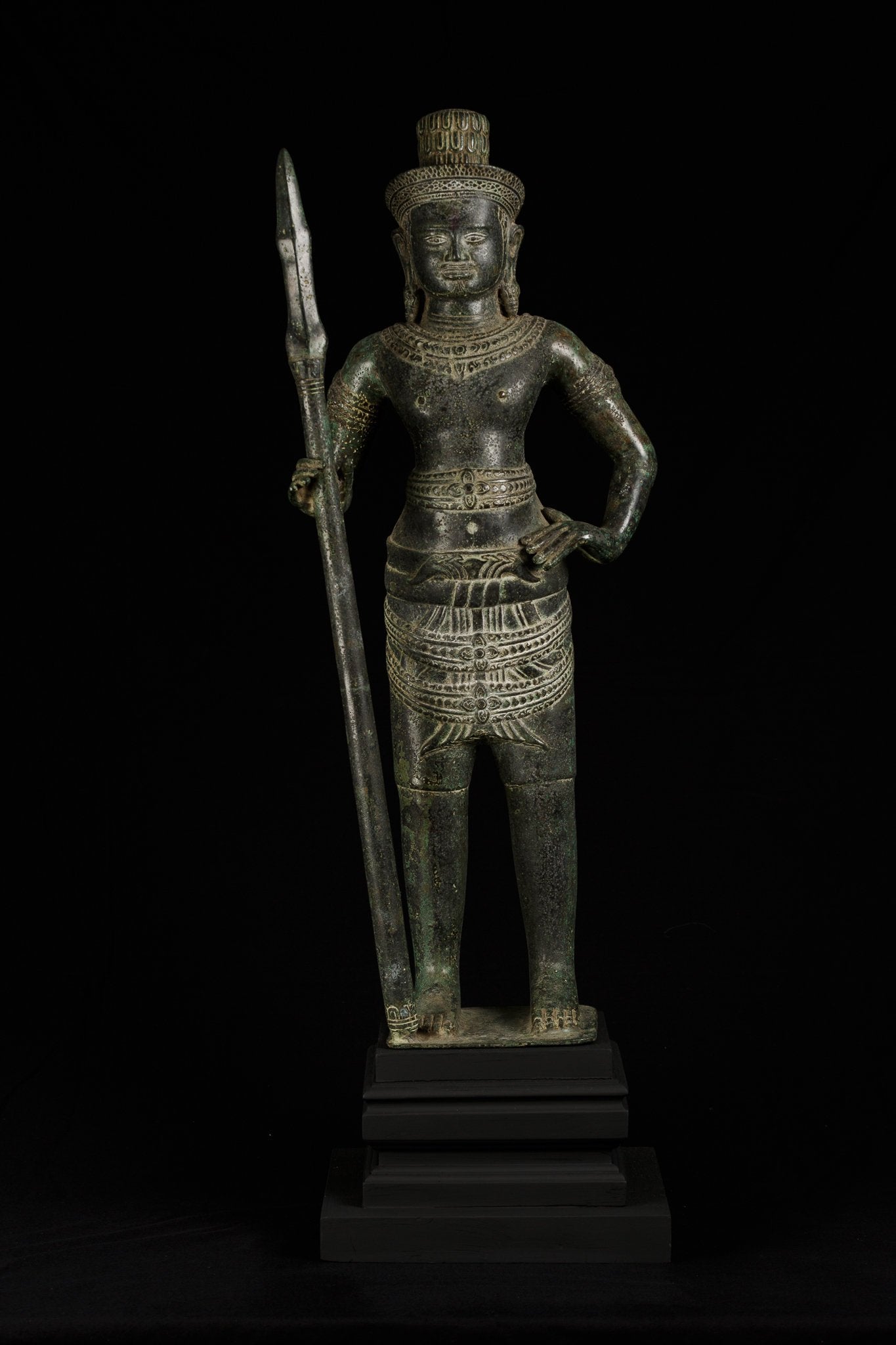 Antique Khmer Style Bronze Standing Angkor Wat Style Shiva con Spear -93cm/37 "