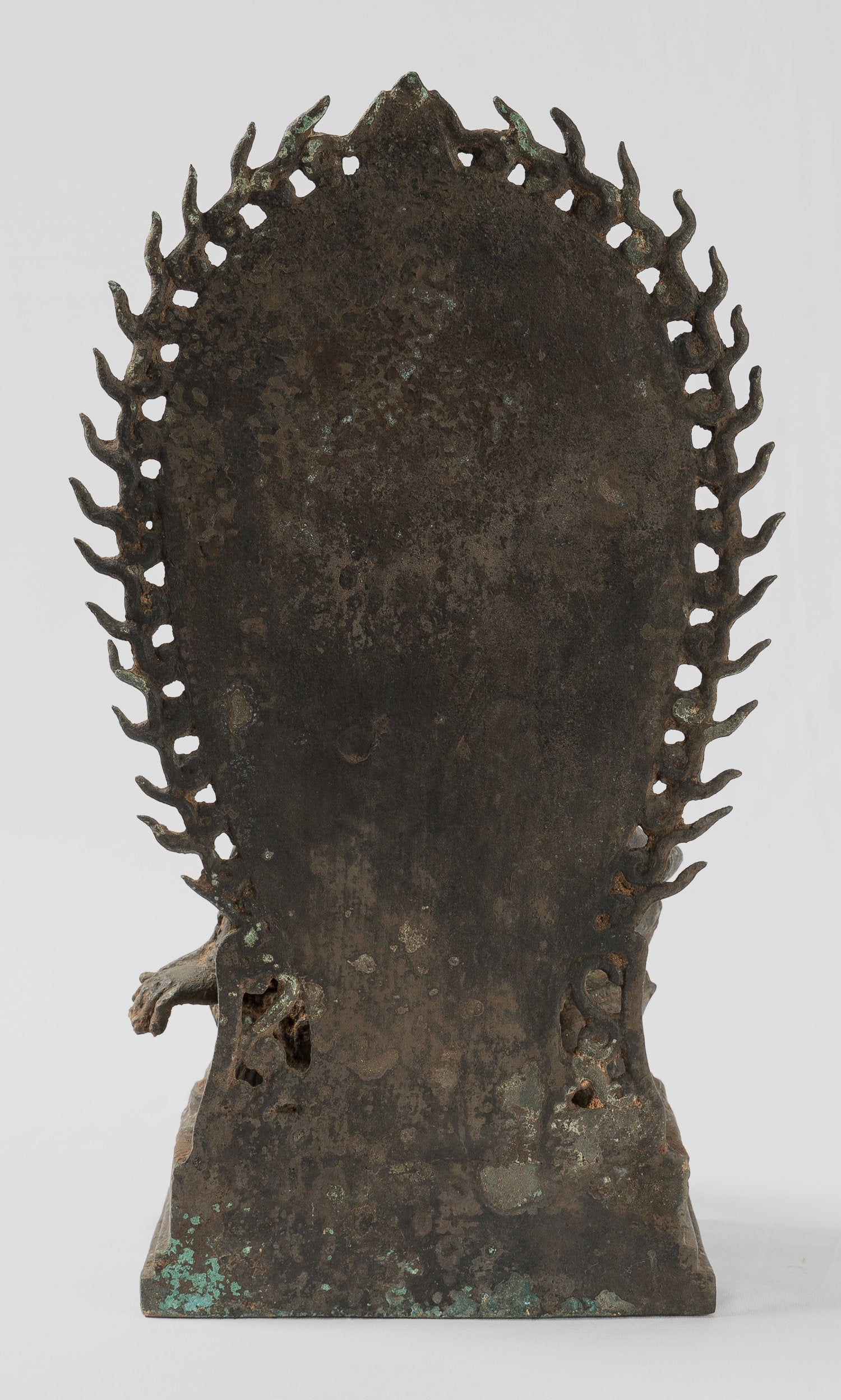 Statua di Tara - Antique Java Style Majapahit Seduto Devi Devi Tara Statua - 32 cm/13 "