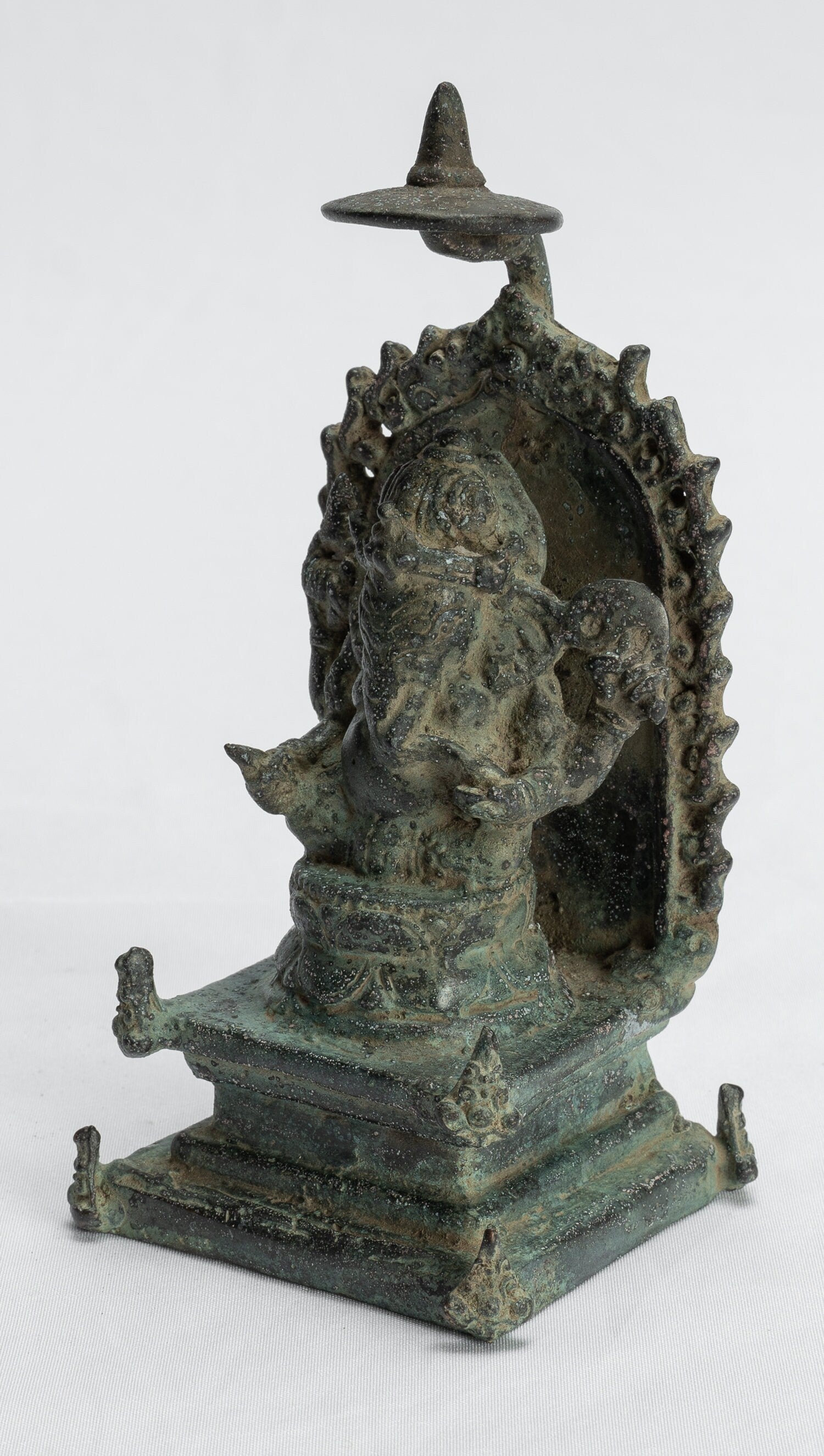 Statue de Ganesha – Statue de Ganesha indonésienne assise en bronze de style javanais antique – 14 cm/6"