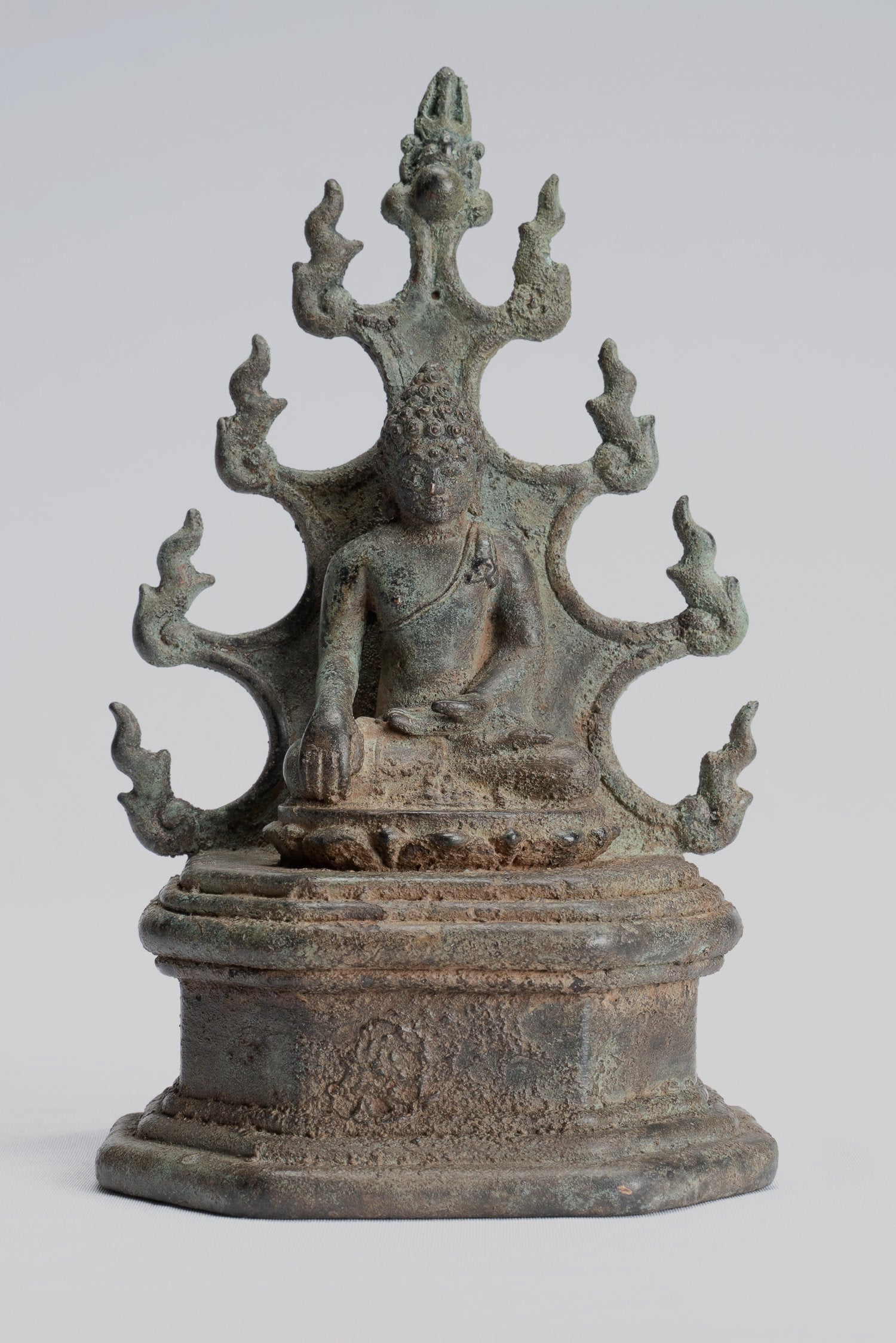 Statue di Buddha - Antique Statue Buddha, in bronzo giavanese, 14,5 cm/6 "