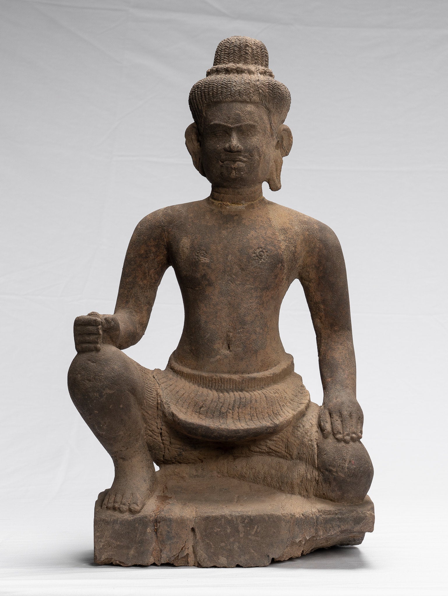 Estatua de Vishnu - Piedra de estilo Baphuon antiguo sentado Khmer Vishnu Statue - 48 cm / 19 "