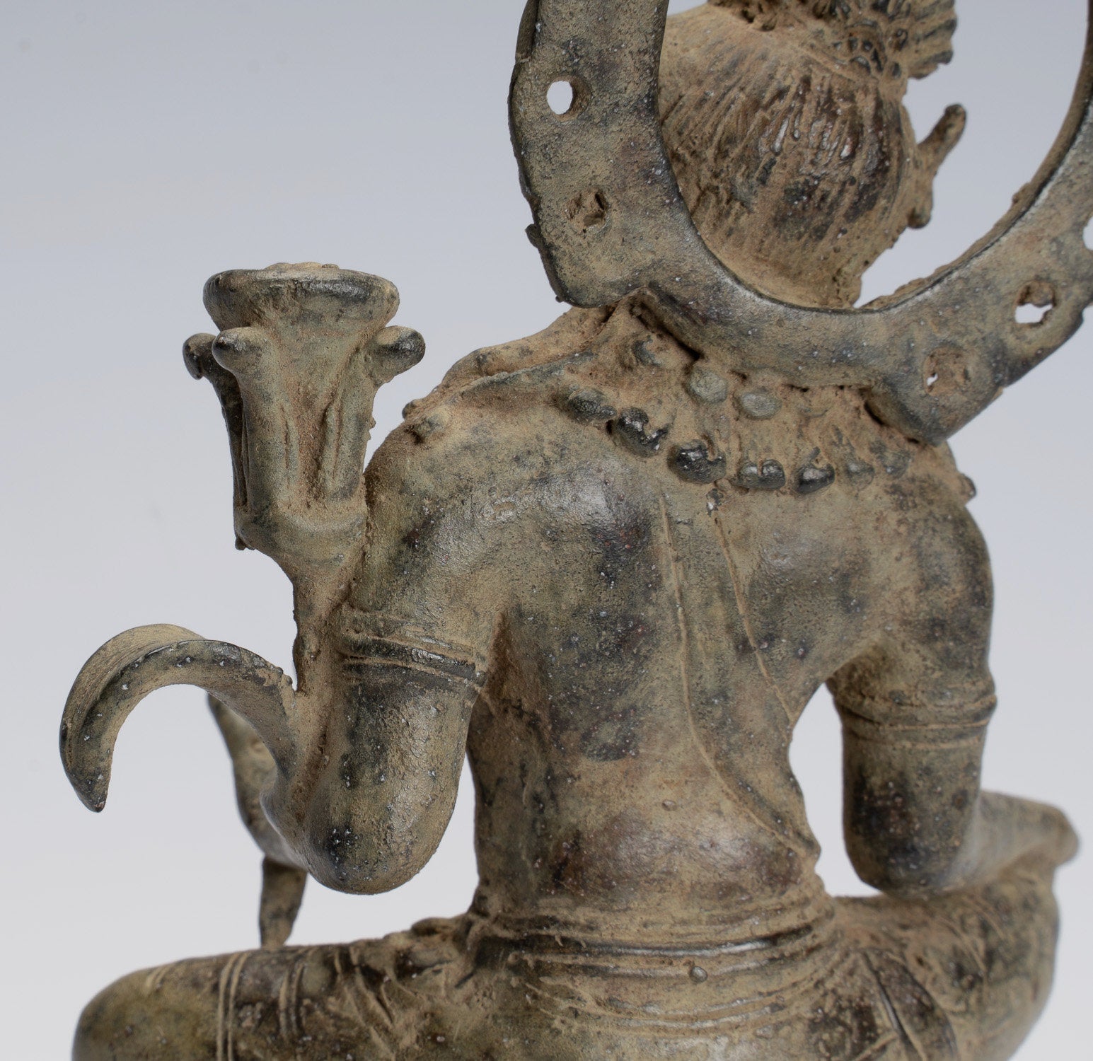 Statue de Tara – Statue antique de style Java Majapahit assise en bronze Devi Tara – 18 cm/7"