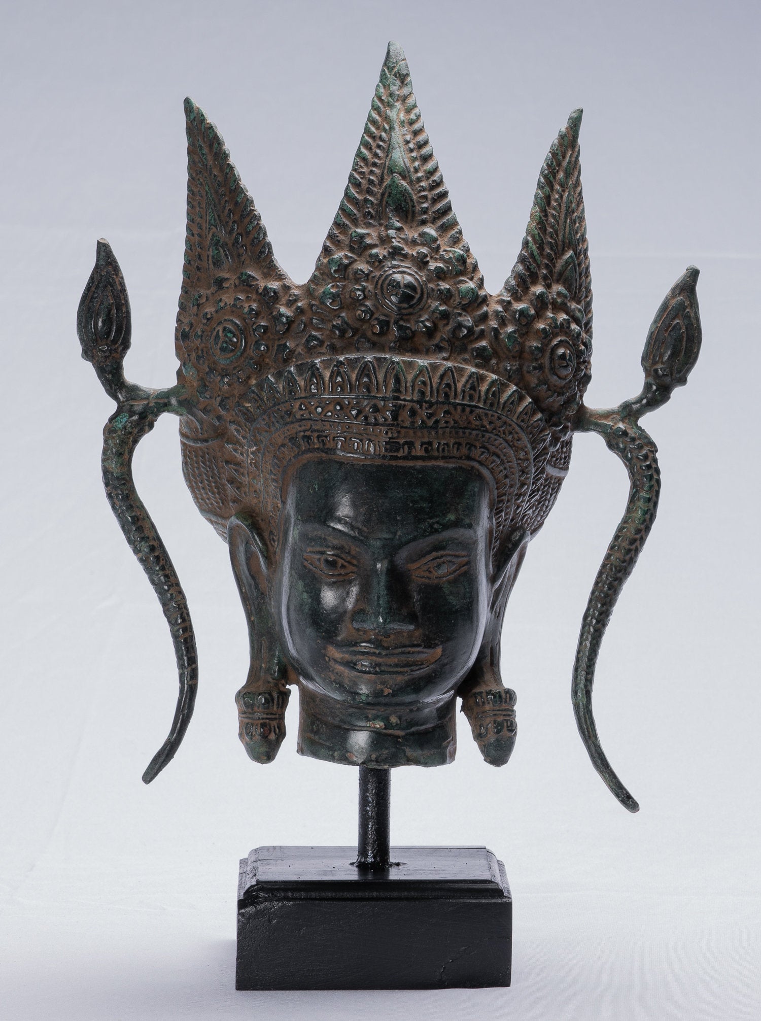 Apsara - Statue d'Angkor Wat Apsara ou ange en bronze antique de style khmer - 35 cm/14"