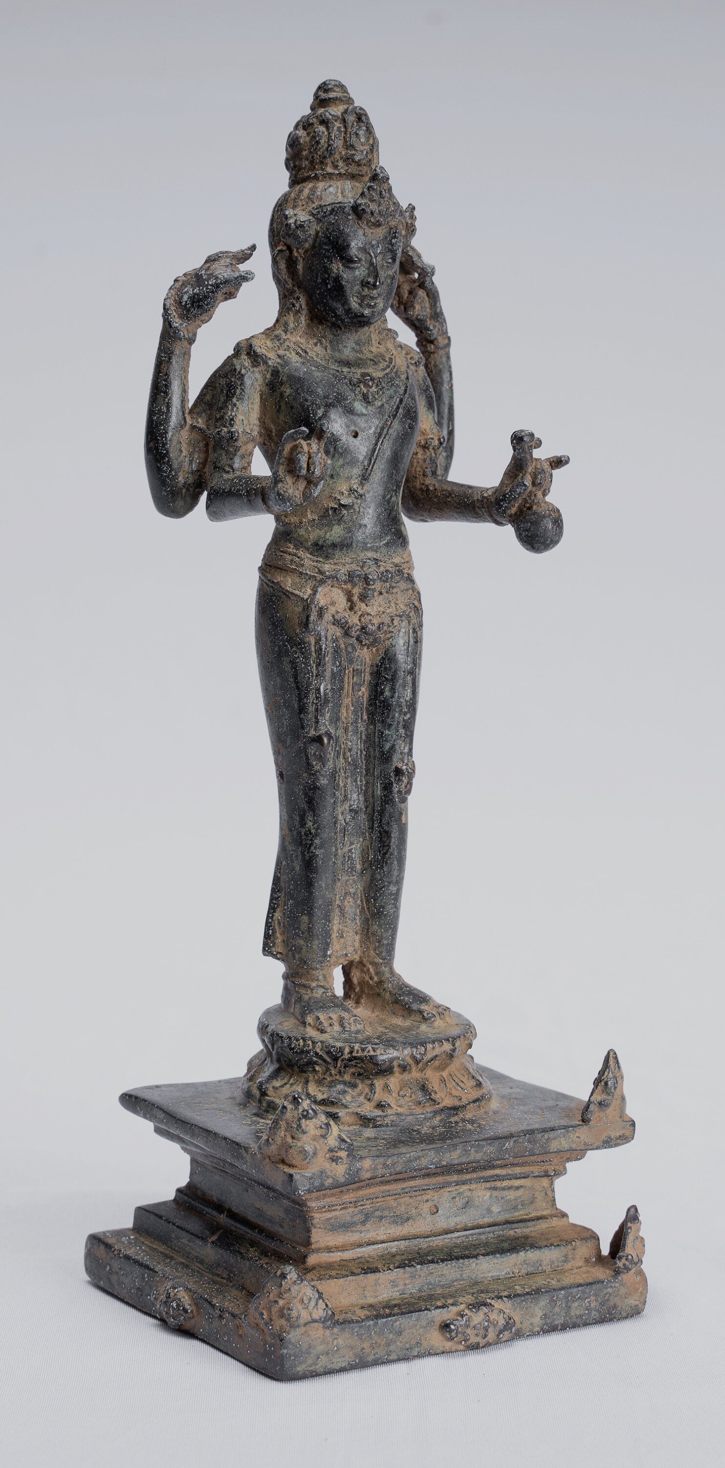 Estatua de Vishnu - Estatua de bronce de estilo indonesio antiguo de estilo indonesio - 20 cm/8 "