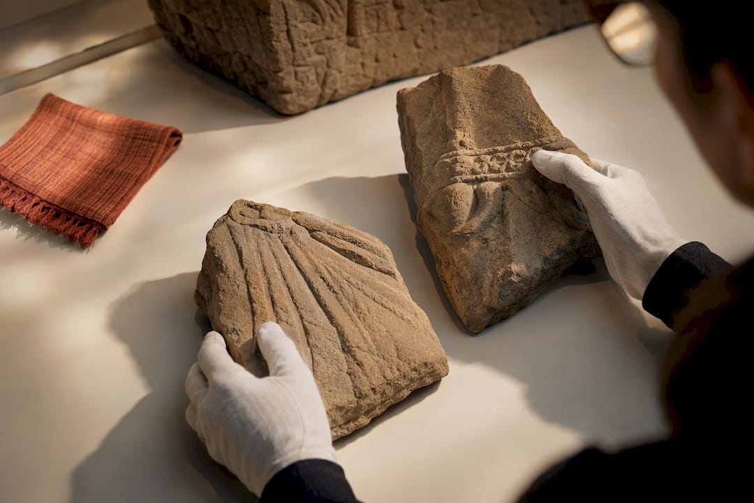 Collectors and Scholars: Museum Backed Checks to ID Angkor Wat vs Bayon