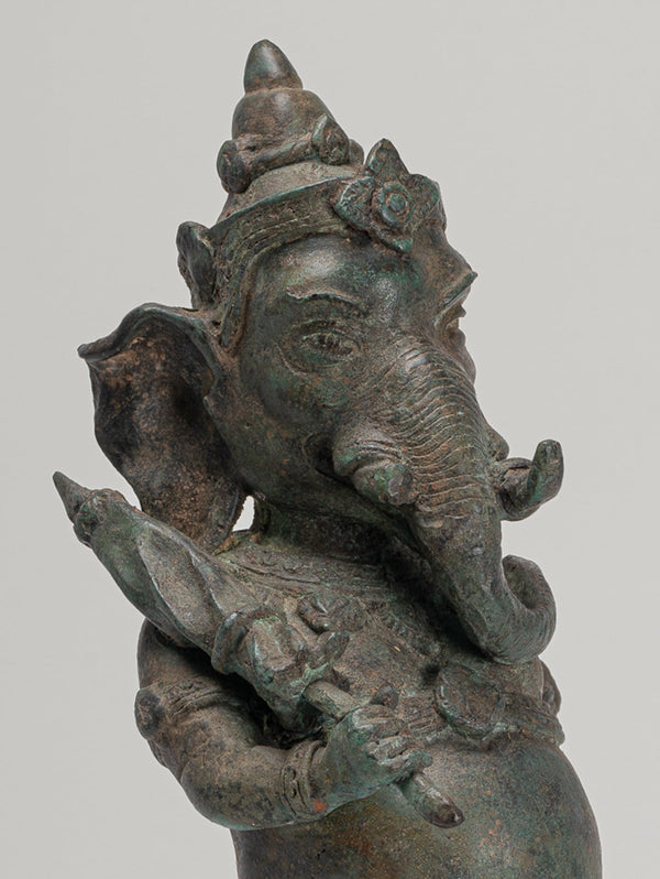 Bridegroom Ganesha Statue - Antique Thai Style Mappilai Ganapathi Ganesh Statue with Umbrella - 38cm/15"