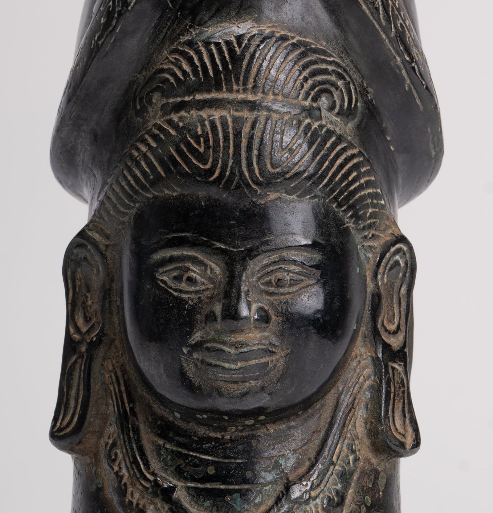 Shiva Linga/Lingnum in bronzo antico in stile Khmer - 22 cm/9"