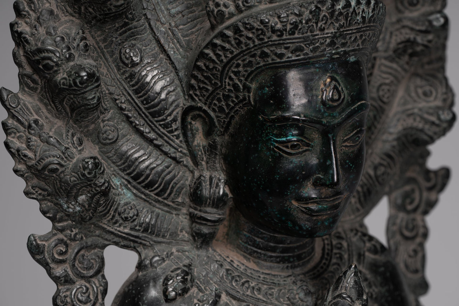 Statua di Naga - Bronzo antico in stile Khmer protettivo "Regina Soma" Madre di Naga, statua di serpente o serpente - 76 cm/30"