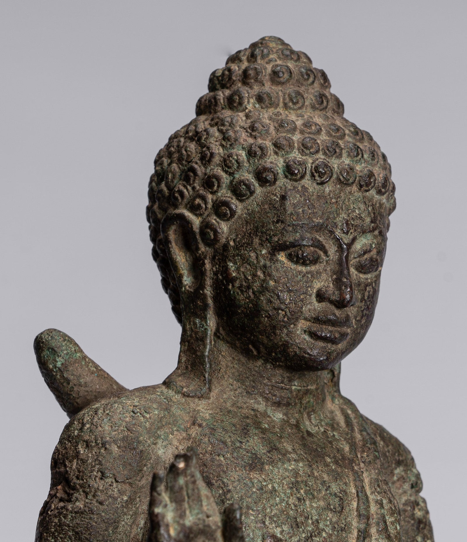 Buddha-Statue – Antike javanische stehende Schutz-Buddha-Statue im indonesischen Stil – 40 cm/16 Zoll