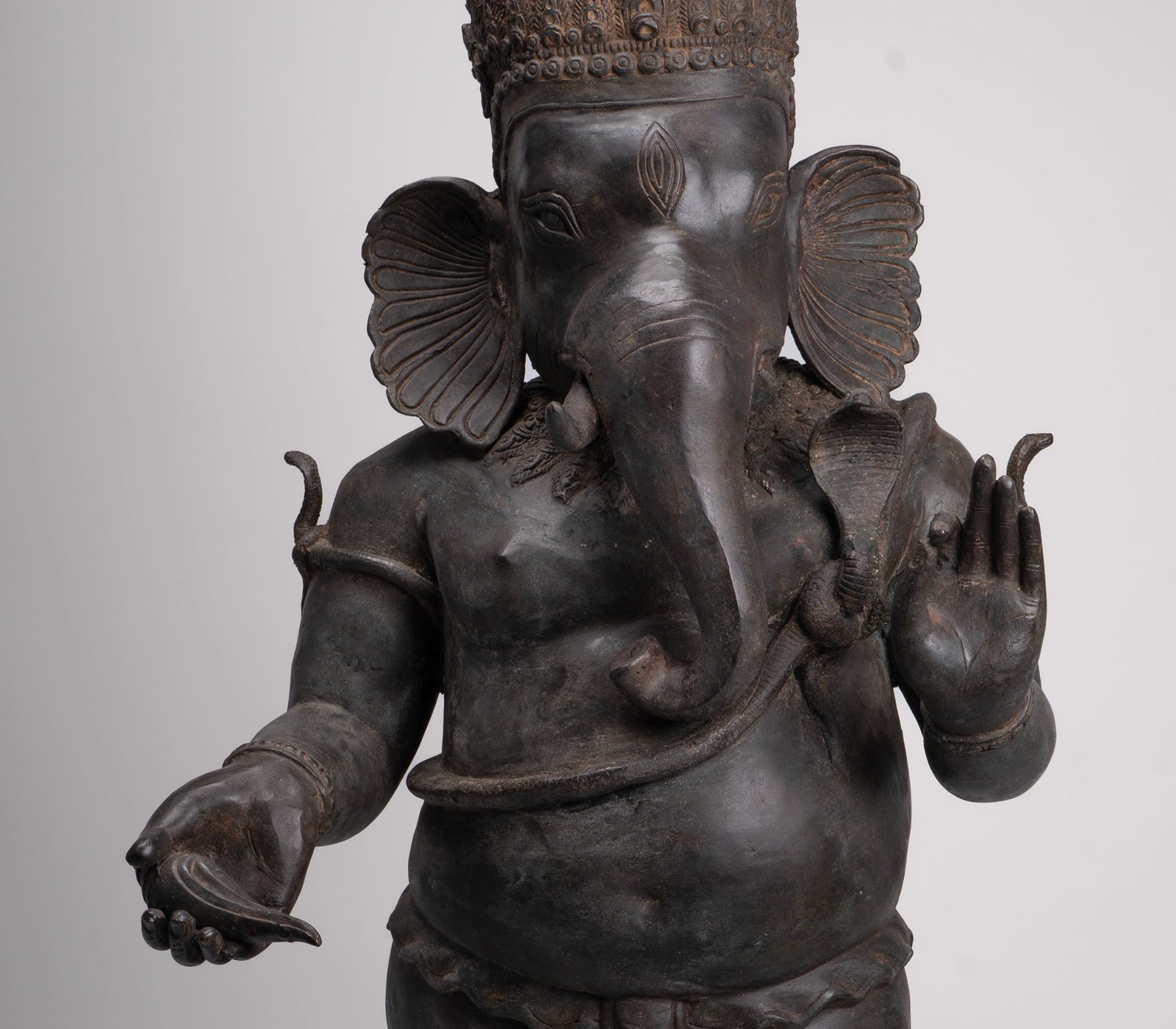 Large Ganesha Statue - Antique Thai -Stil -Ganesh -Statue mit Muschelschale - 135 cm/54 "