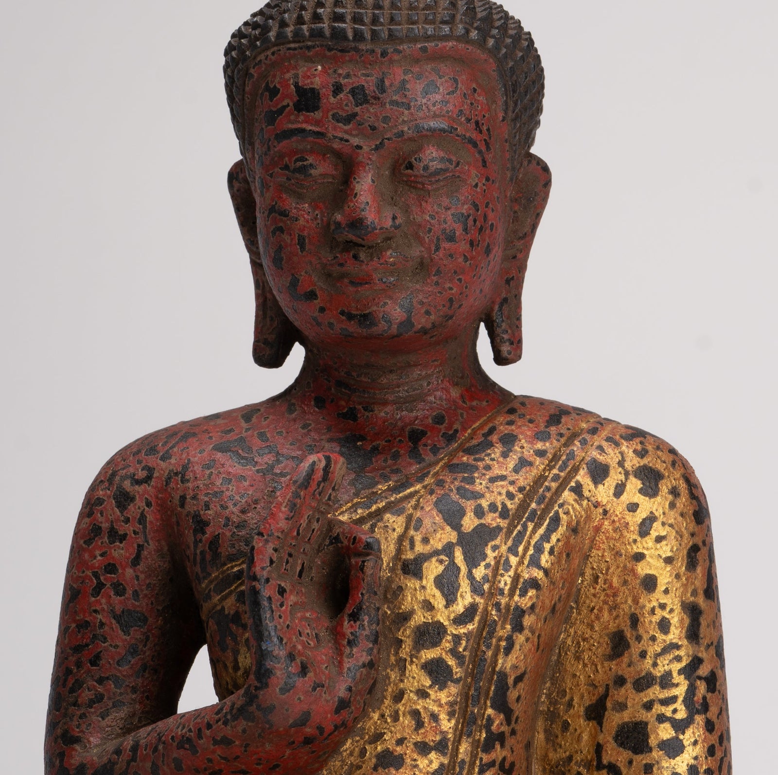 Estatua de Buda - Antiguo Estilo Khmer Camboya Estatua de Buda de Madera Sentada Enseñando Mudra - 26cm/10"