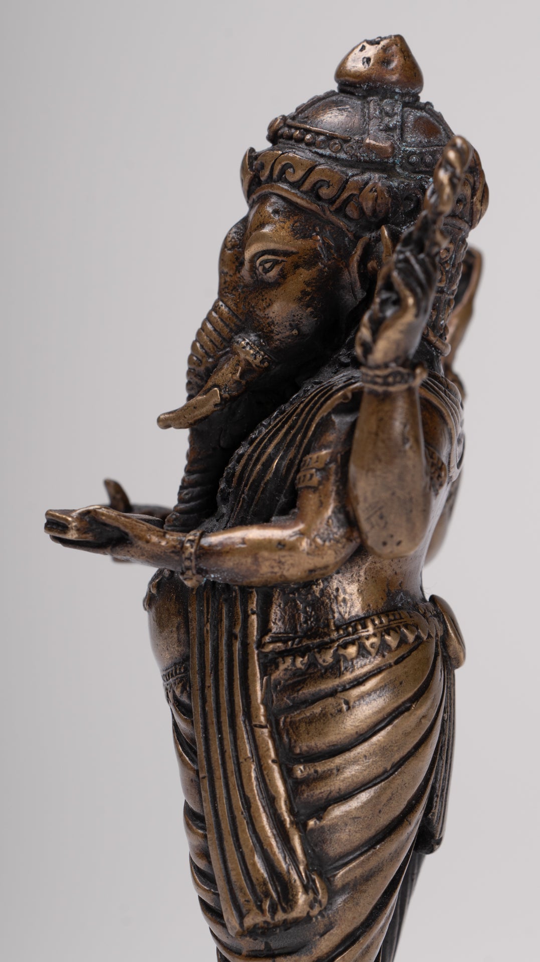 Ganesha Statue - Antique Thai Style Standing Black 4-Arm Ganesha Statue - 12cm/5"