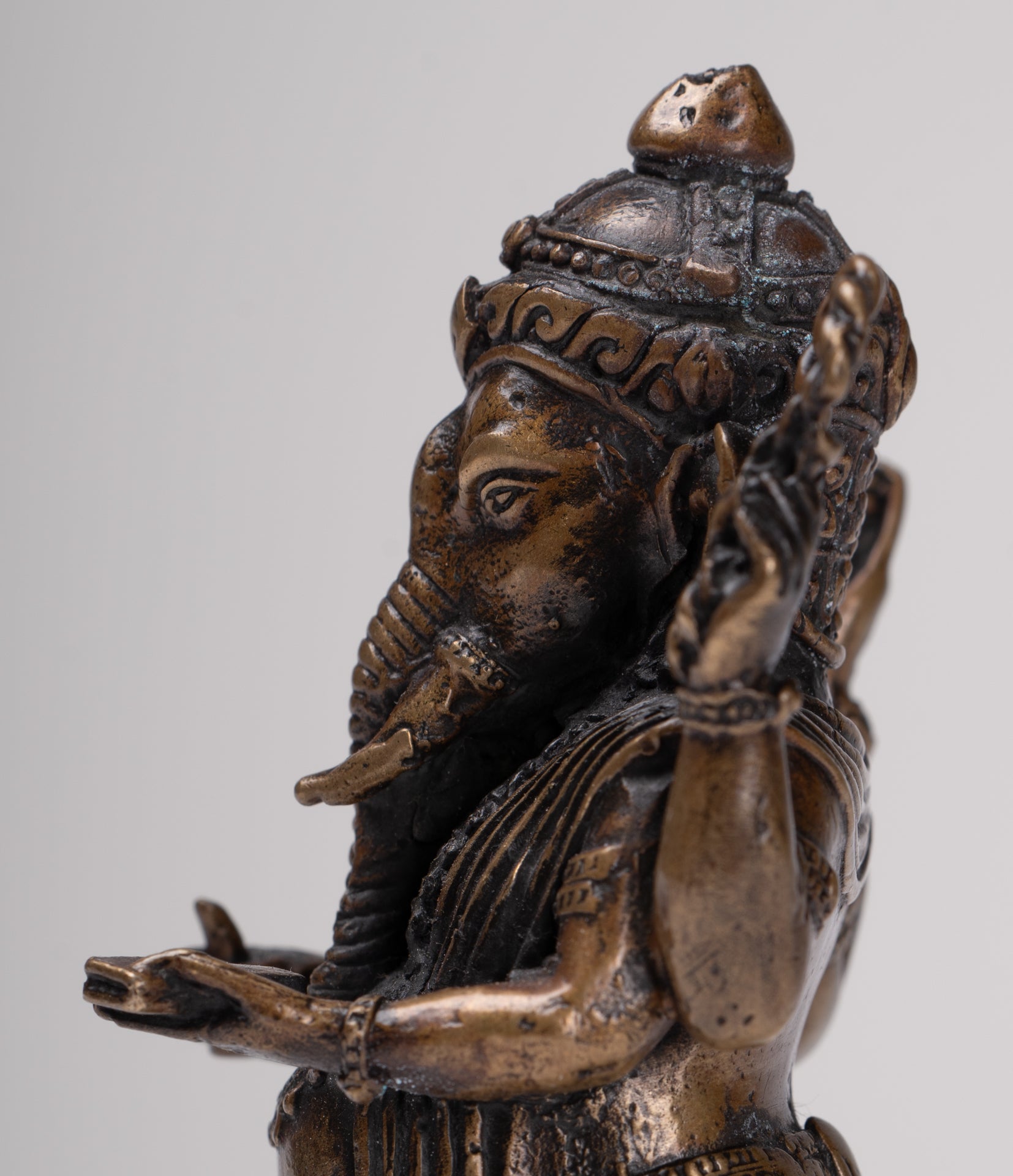 Ganesha Statue - Antique Thai Style Standing Black 4-Arm Ganesha Statue - 12cm/5"