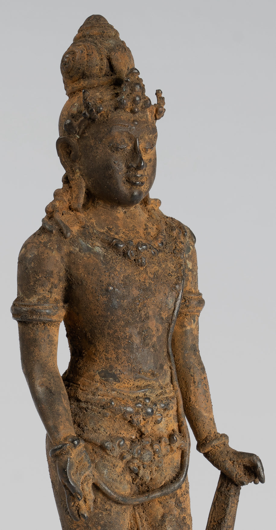 Vishnu - Statue antique de Vishnu debout en bronze de style Java Majapahit - 29 cm/11"