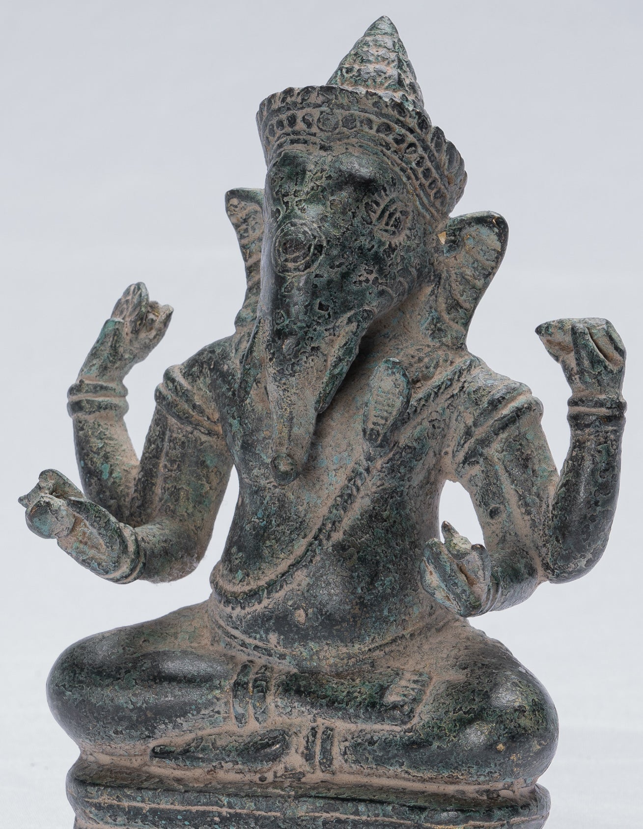 Ganesha Statue - Antique Khmer Style Seated Bronze Bayon Ganesh Statue - 18cm/7"