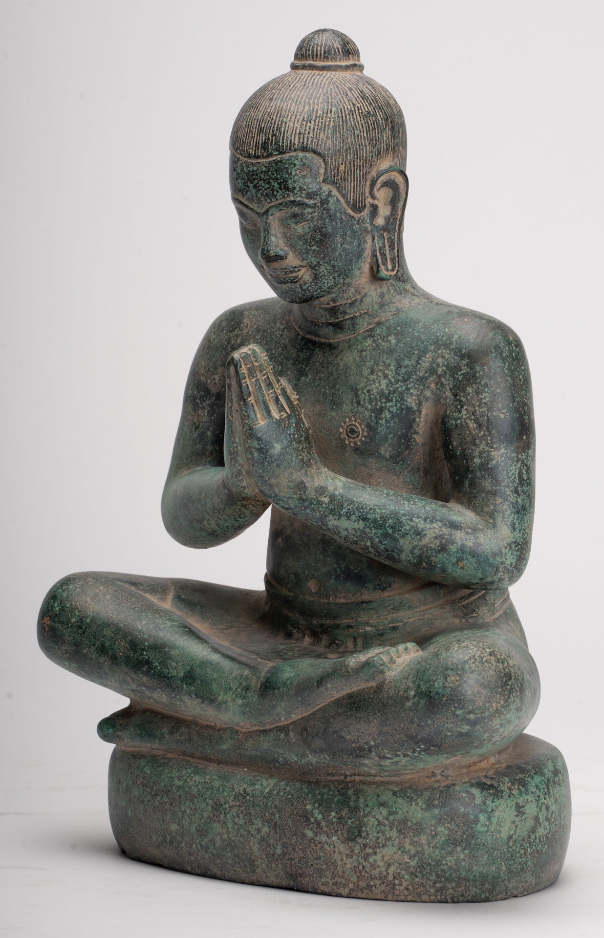 Estatua de Jayavarman - Estatua antigua de bronce de Jayavarman VII estilo jemer sentado - 31 cm/12"