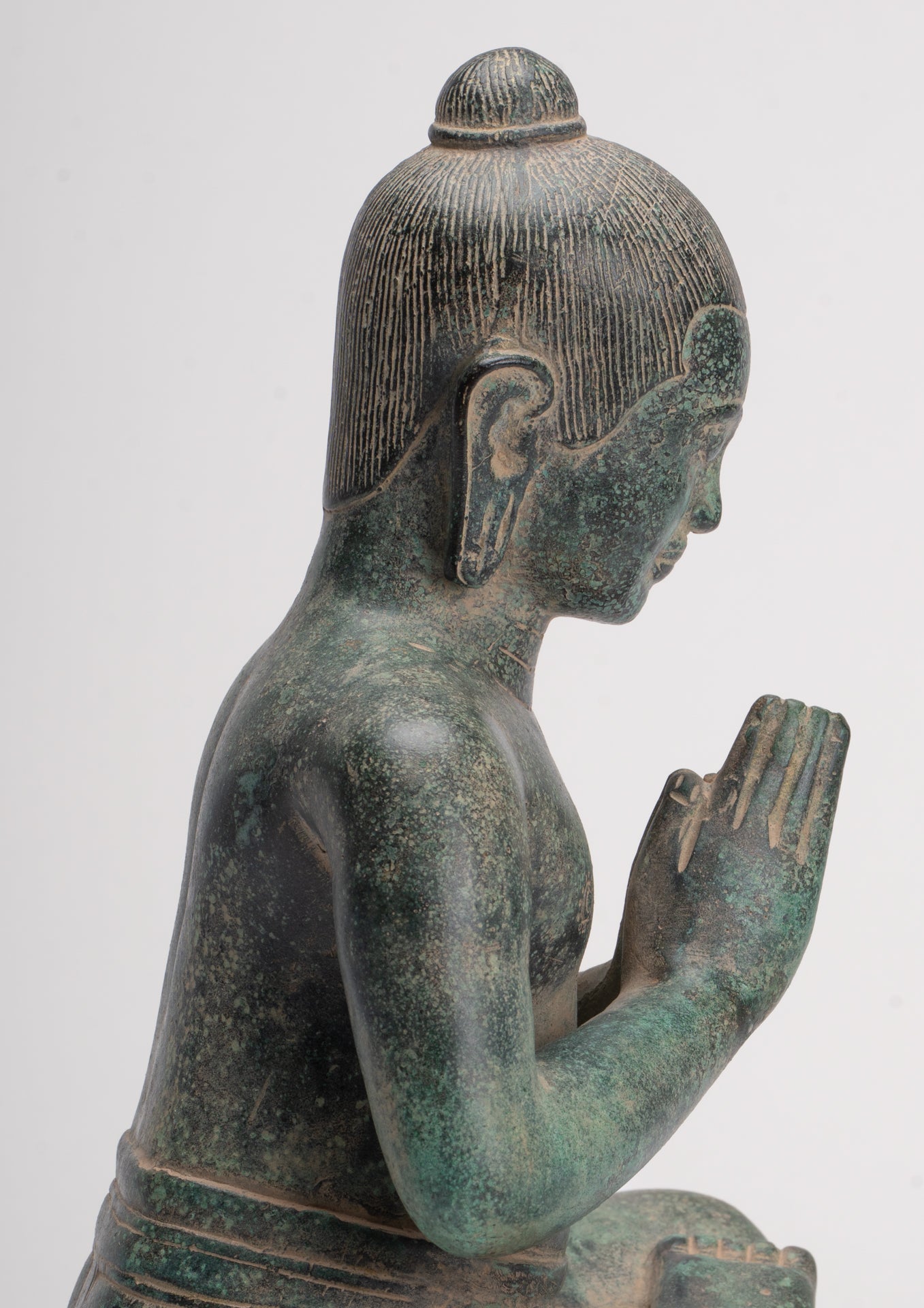Estatua de Jayavarman - Estatua antigua de bronce de Jayavarman VII estilo jemer sentado - 31 cm/12"