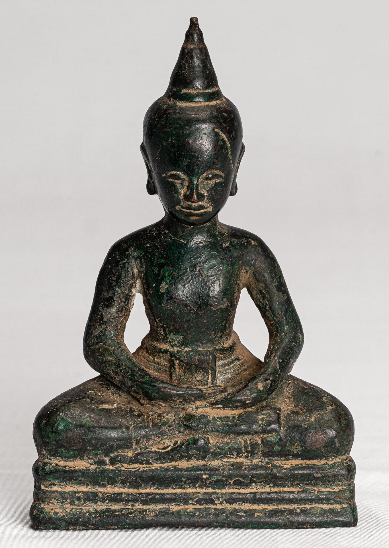 Buddha Statue - Antique Khmer Style Bronze Meditation Phnom Da Buddha Statue - 15cm/6"