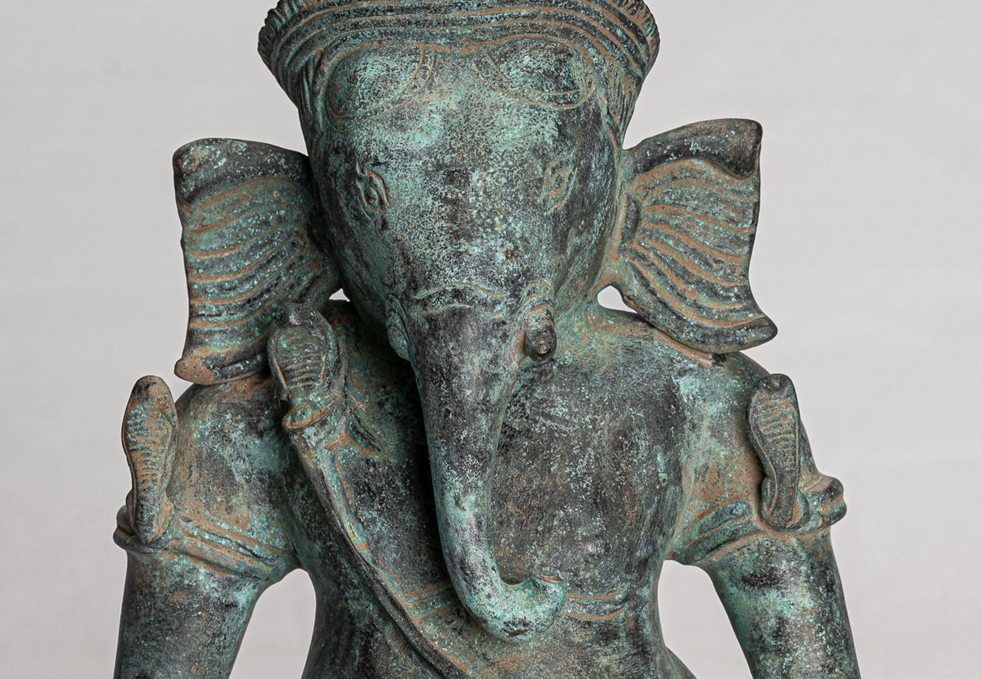 Ganesha Statue - Antique Khmer Style Seated Bronze Bayon Ganesh Statue - 24cm/10"