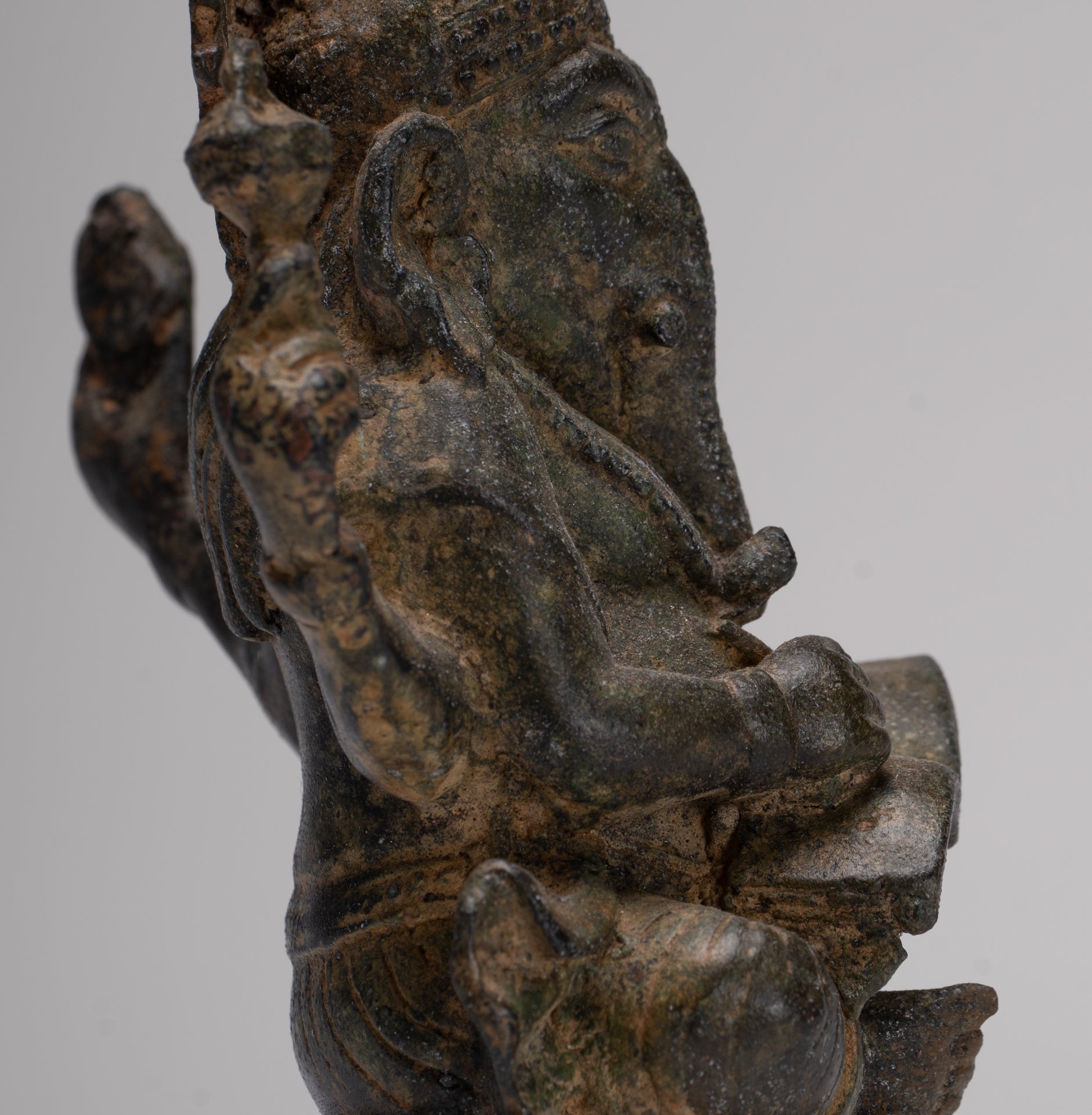 Ganesha Statue - Antique Thai Style Seated Bronze Ganesh Statue - 16cm/6"