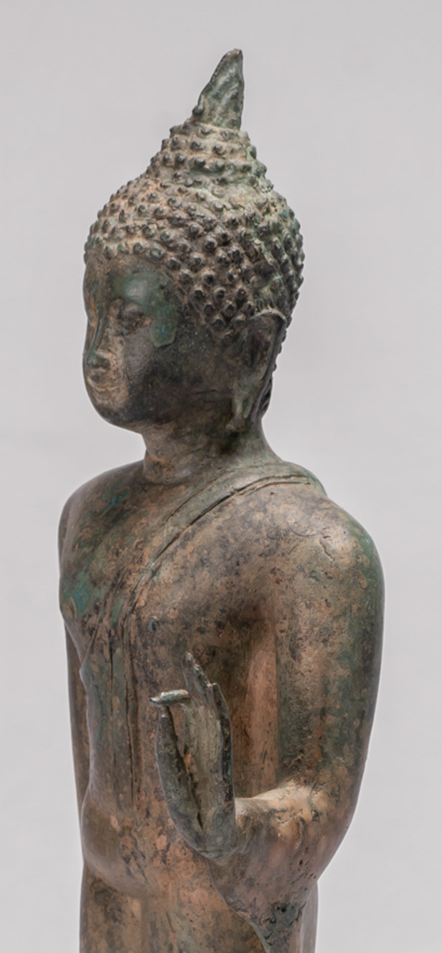 Antike stehende Bronze-Schutz-Buddha-Statue im Sukhothai-Stil – 42 cm/17 Zoll