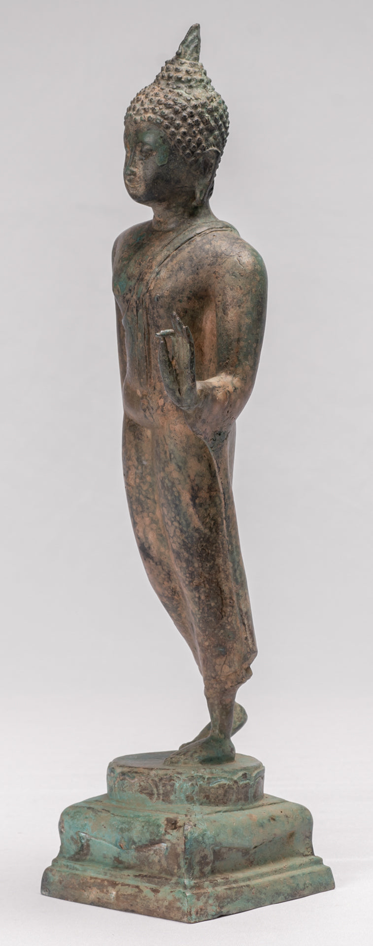 Antike stehende Bronze-Schutz-Buddha-Statue im Sukhothai-Stil – 42 cm/17 Zoll