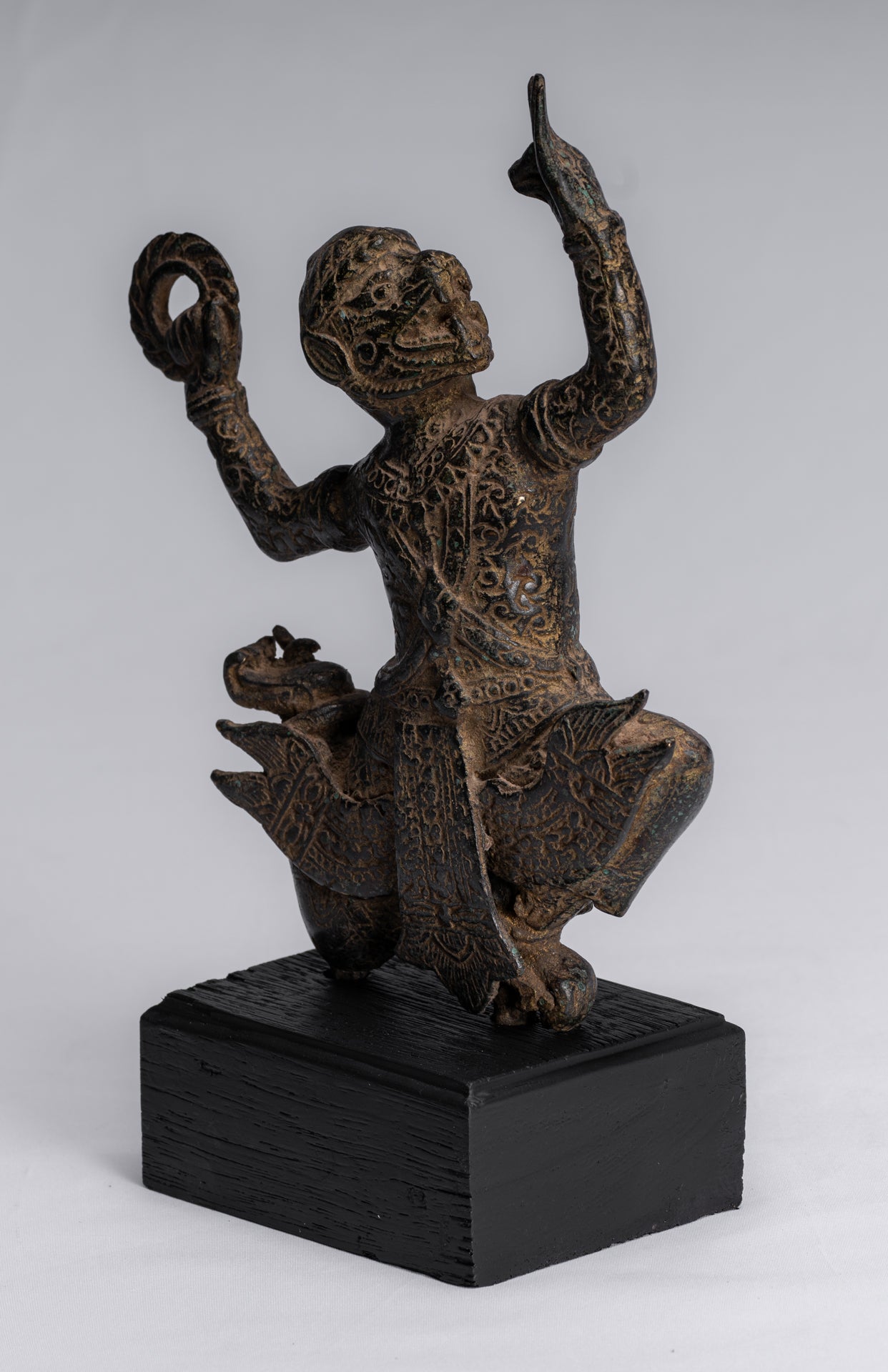 Statue antique du dieu hindou Bayon Hanuman de style khmer - 25 cm de haut