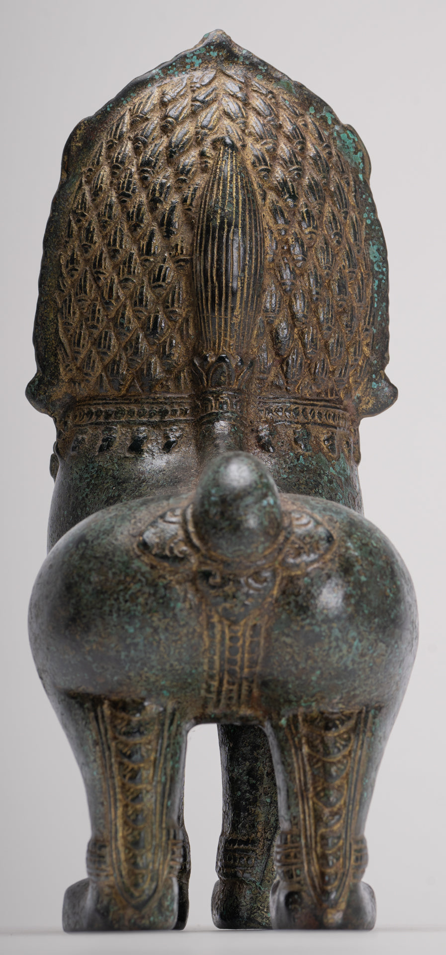 Tempellöwe – Stehender Tempelwächter oder Löwe aus Bronze im antiken Khmer-Stil – 28 cm