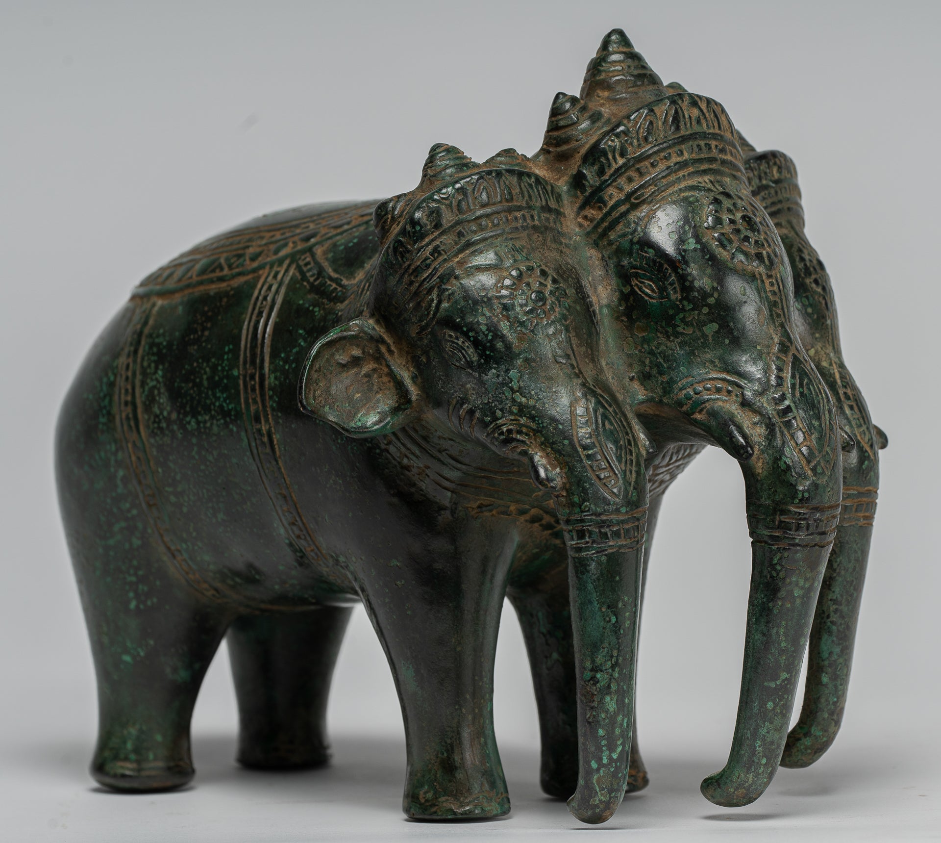 Bronze de style khmer antique Erawan Airavata ou statue d'éléphant - 18 cm / 7 "de haut