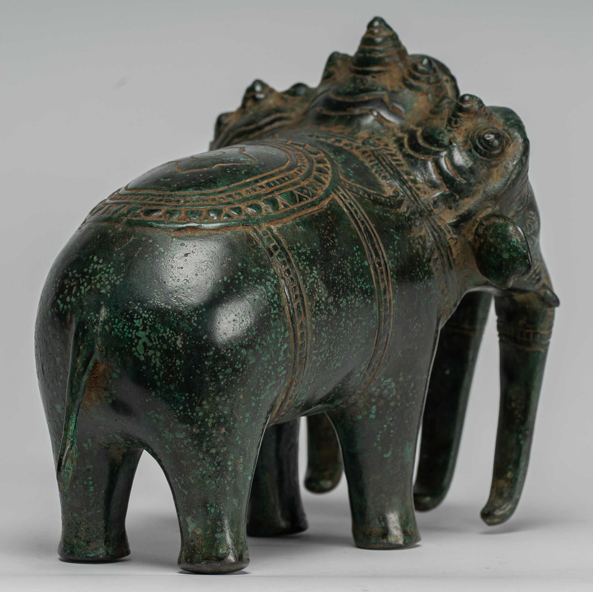 Bronze de style khmer antique Erawan Airavata ou statue d'éléphant - 18 cm / 7 "de haut