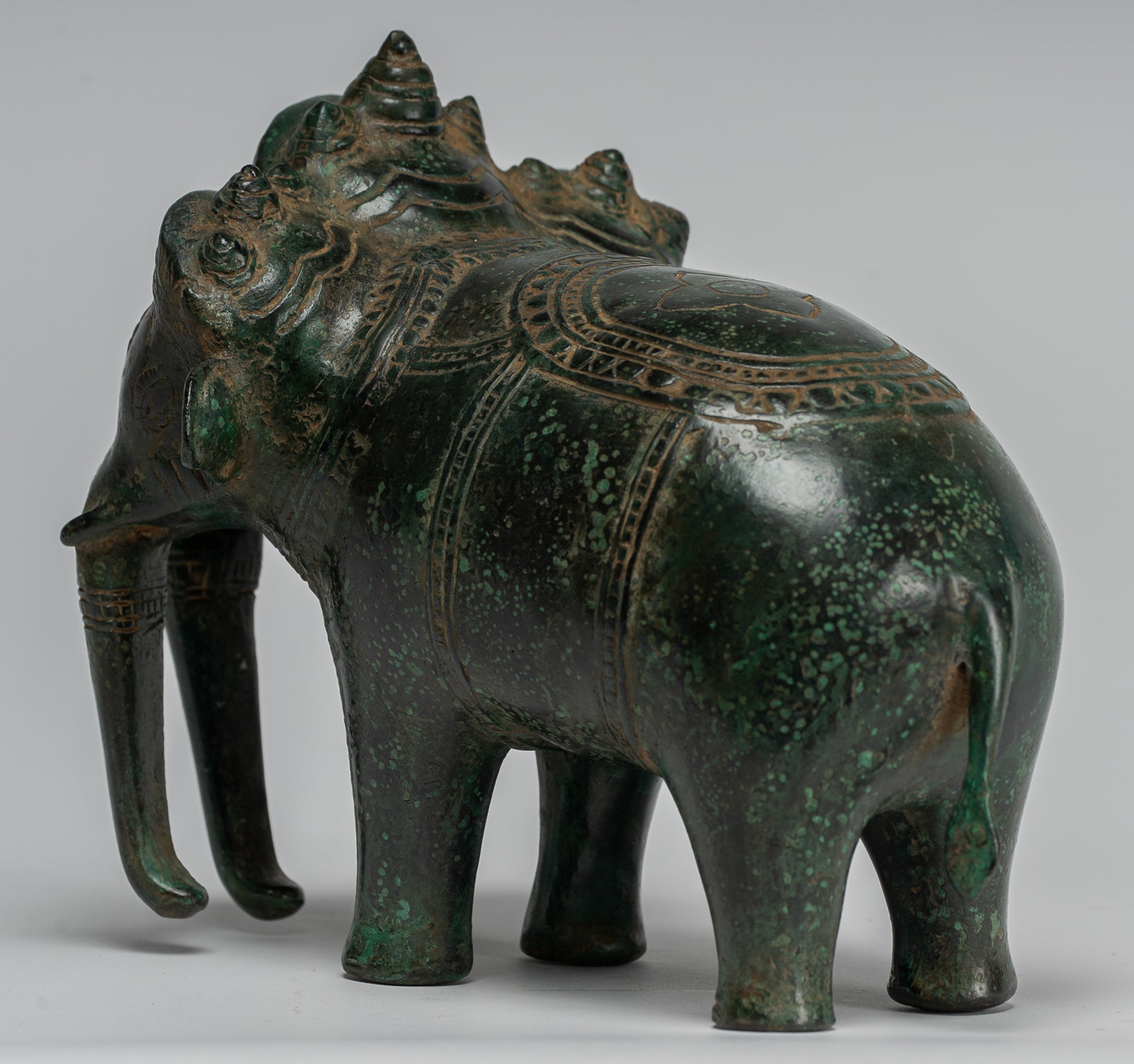 Bronze de style khmer antique Erawan Airavata ou statue d'éléphant - 18 cm / 7 "de haut