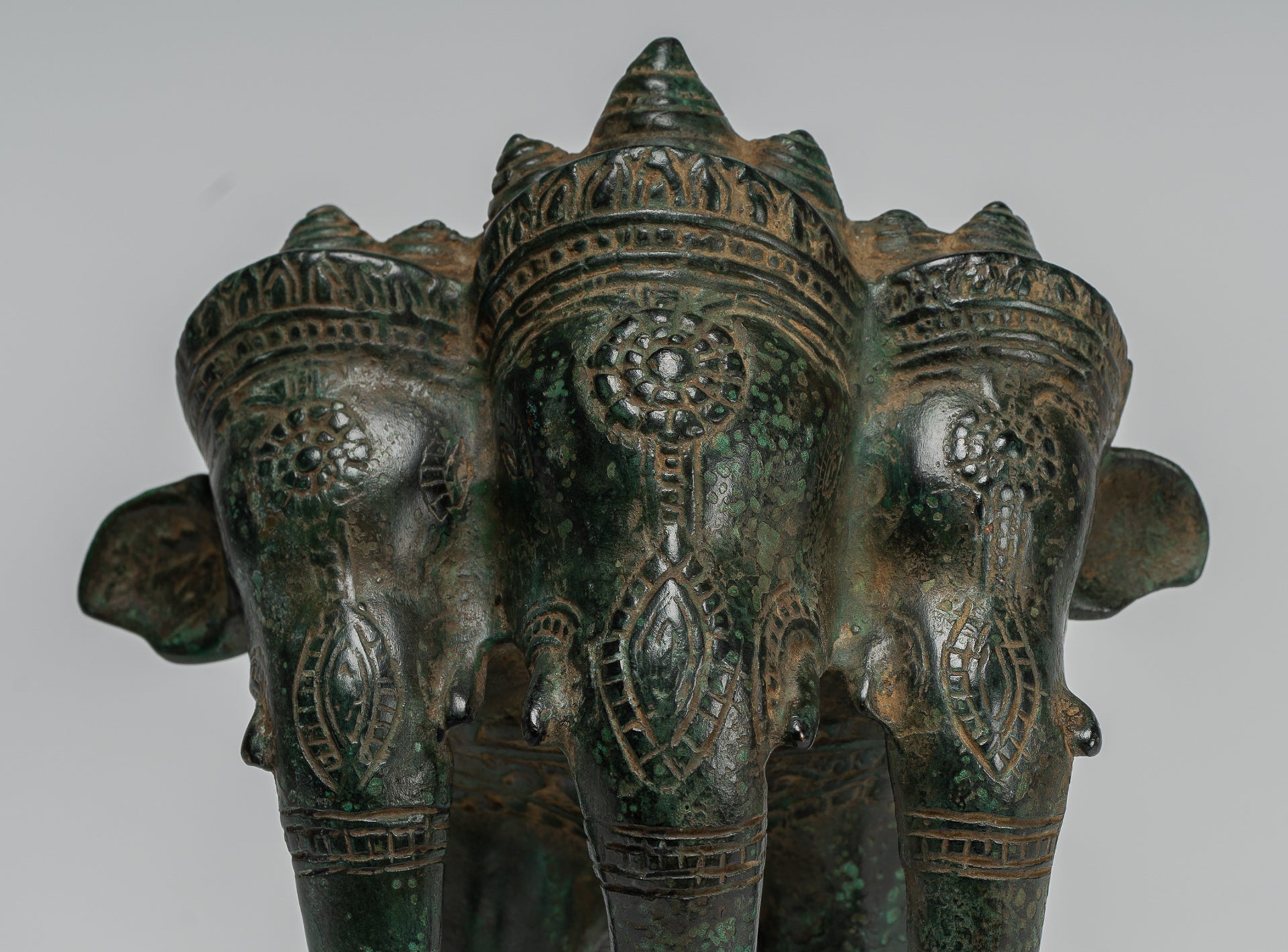 Bronze de style khmer antique Erawan Airavata ou statue d'éléphant - 18 cm / 7 "de haut