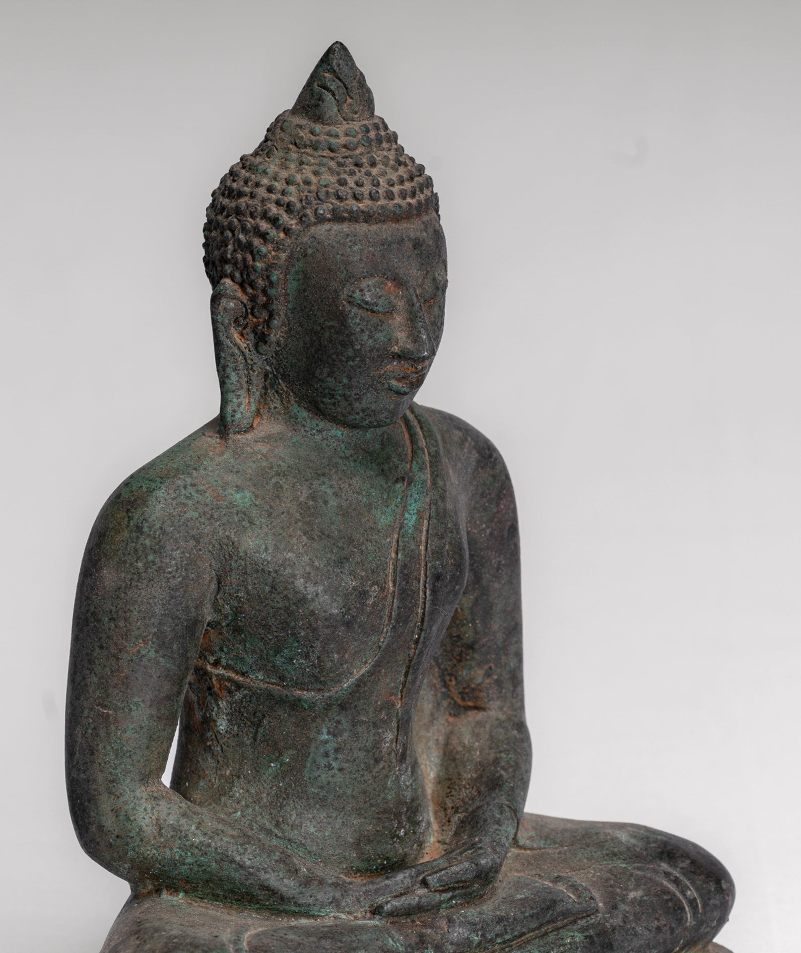 Buddha Statue - Antique Sri Lanka Style Bronze Seated Meditation Buddha Statue - 17cm/7"