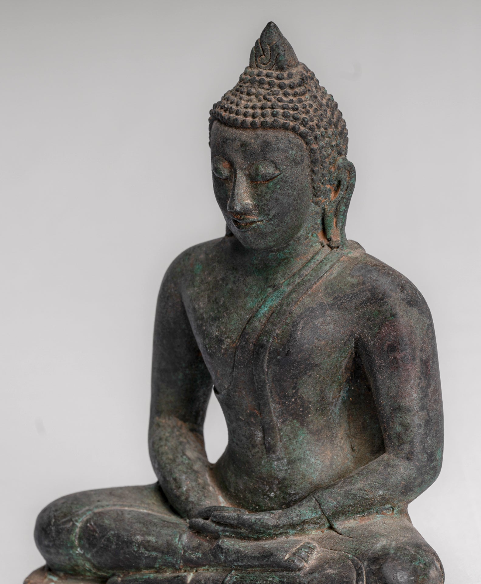 Buddha Statue - Antique Sri Lanka Style Bronze Seated Meditation Buddha Statue - 17cm/7"