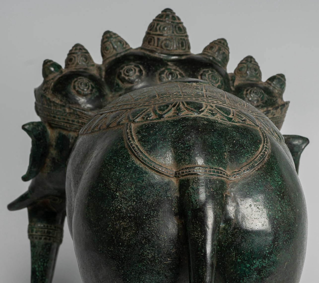 Estatua de Airavata o Elephant de Estilo Antiguo de Estilo JMER - 44cm/18 "de altura