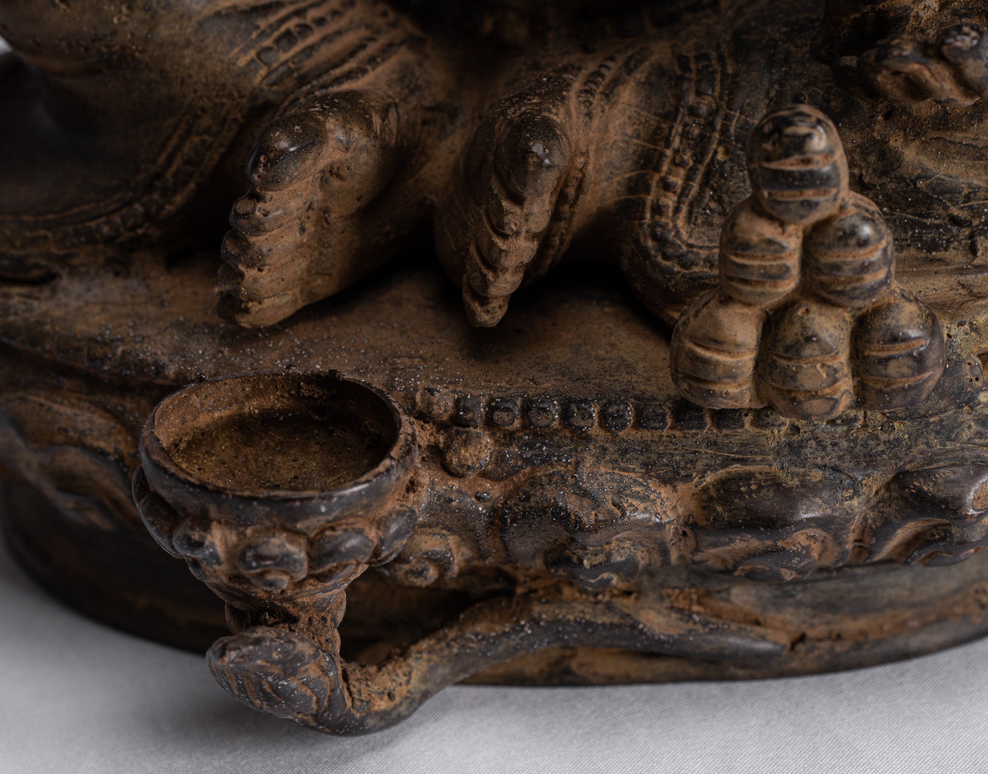 Jambhala Statue-Antike Java Majapahit Style Seated Jambhala Statue God of Wealth-21cm/8 "