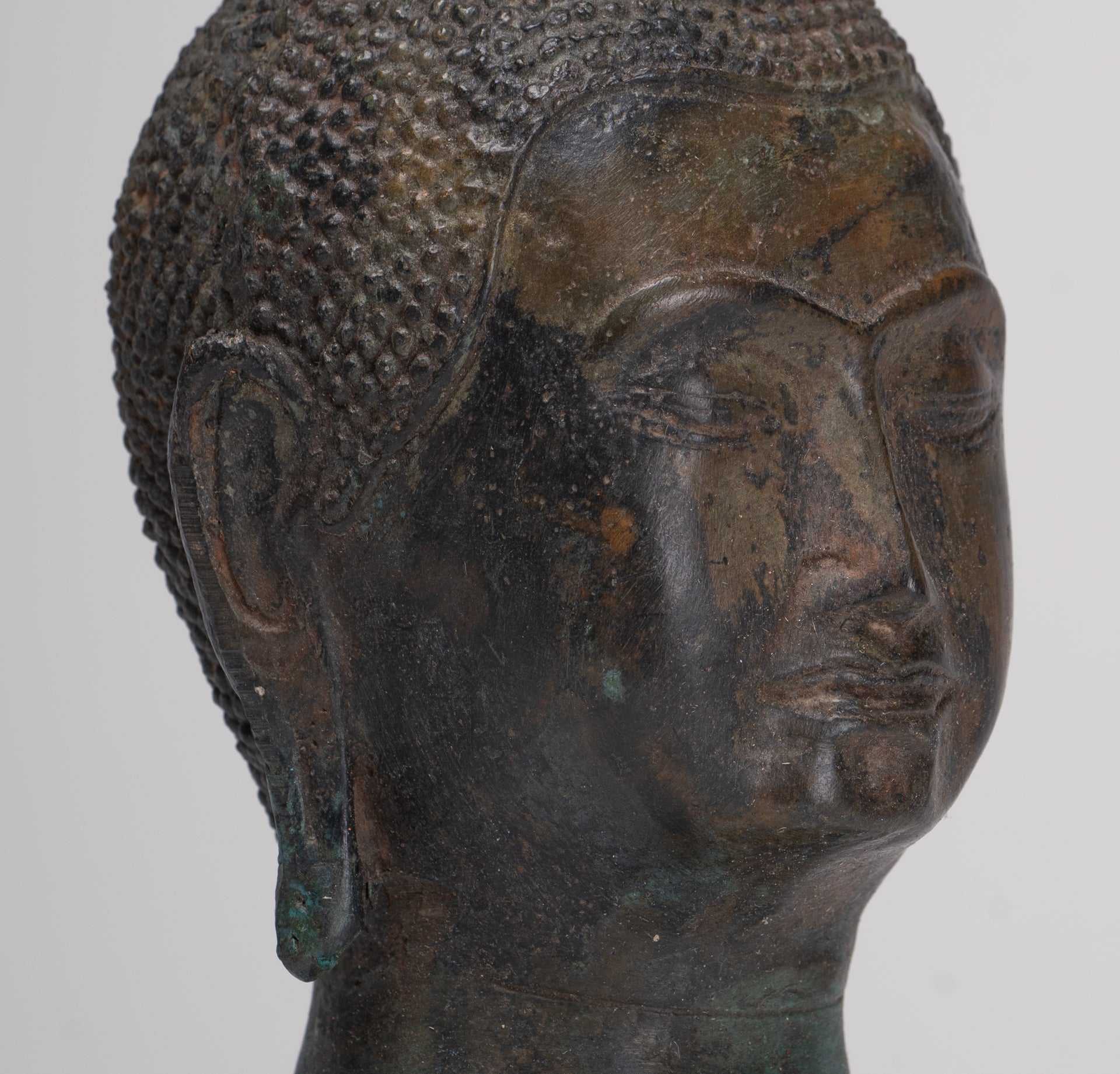 Buddha Head - Antique Thai Style Sukhothai Mounted Bronze Buddha Head - 22.5cm/9"