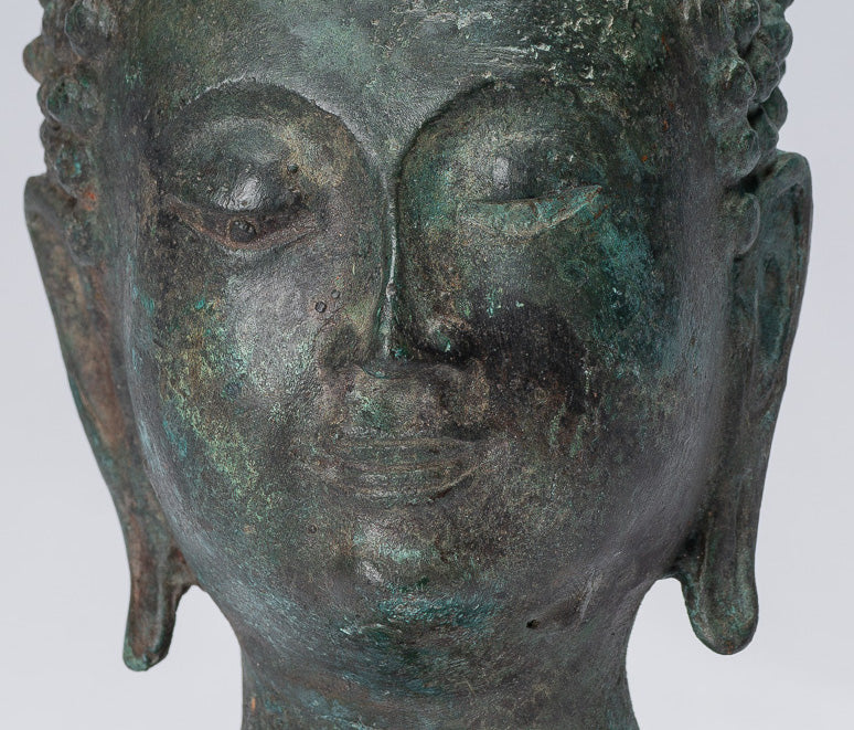 Buddha-Kopf – Antiker Thai-Stil, Chiang Saen-Bronze-Buddha-Kopf – 18 cm.