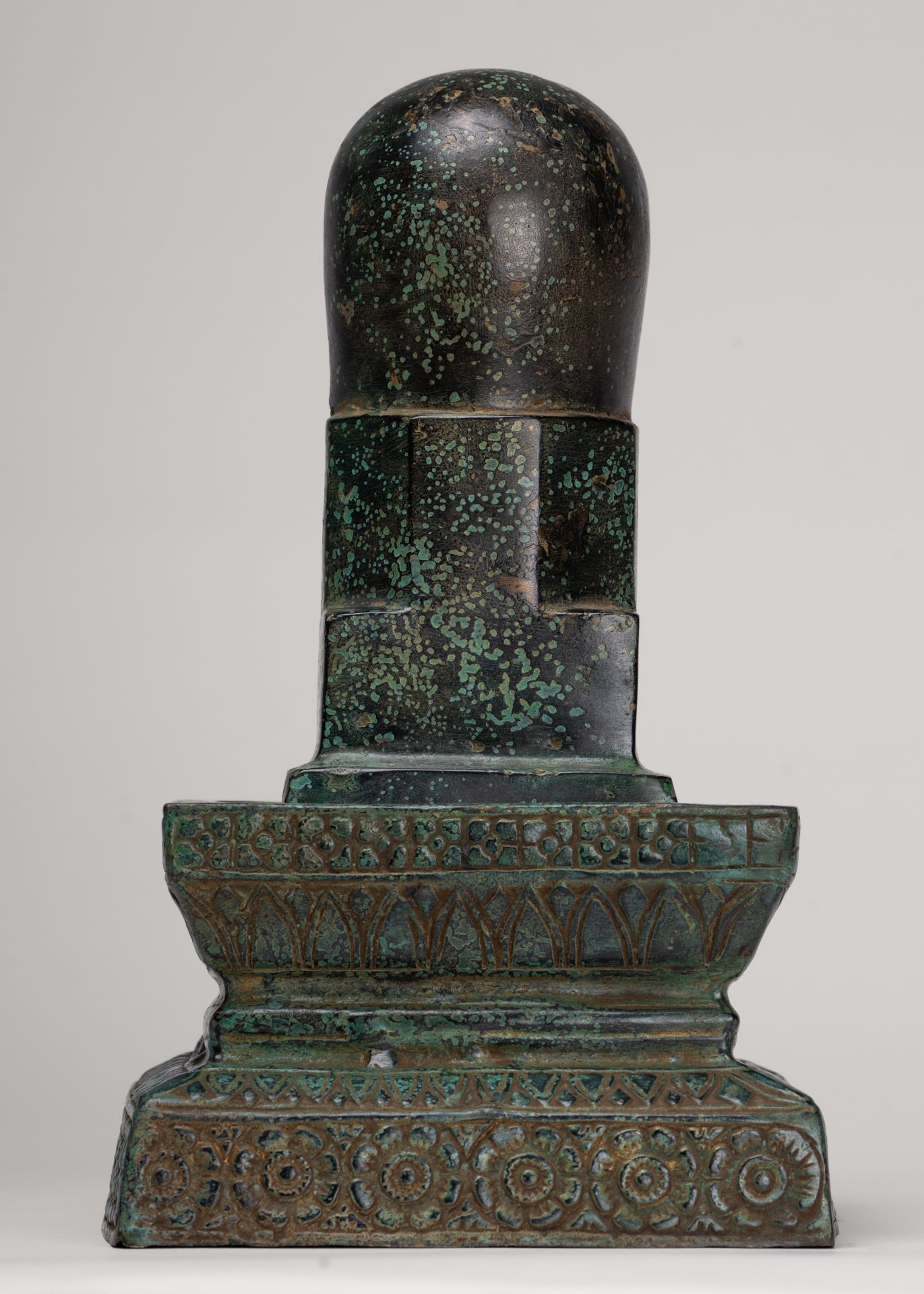 Linga Statue - Antique Khmer Style Bronze Linga / Lingnum & Yoni - 26cm/10"