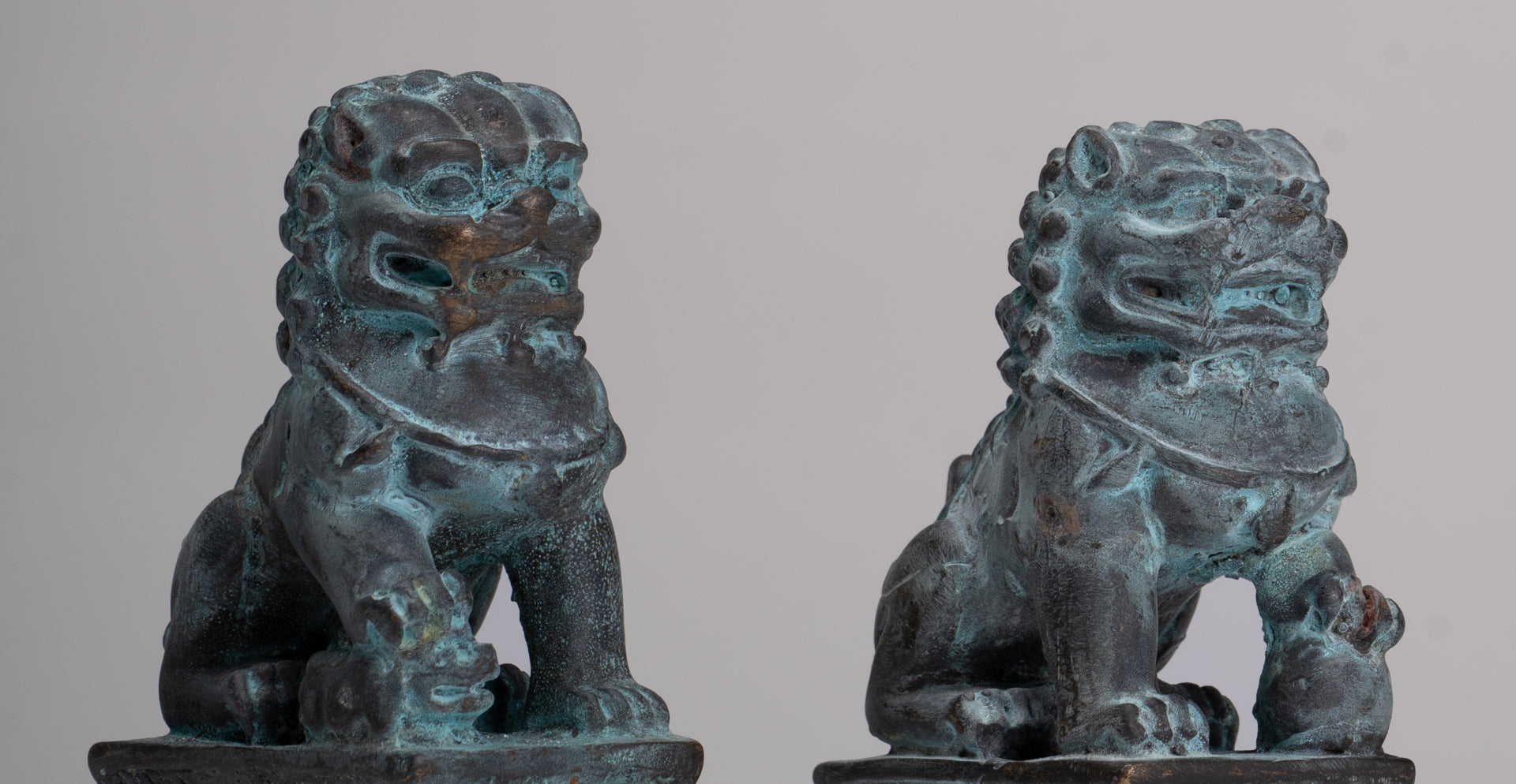 Antique Chinese Style Temple Guardian Lions Shishi Lions Foo Dogs Imperial Lions (Pair) - 10.5cm/4"