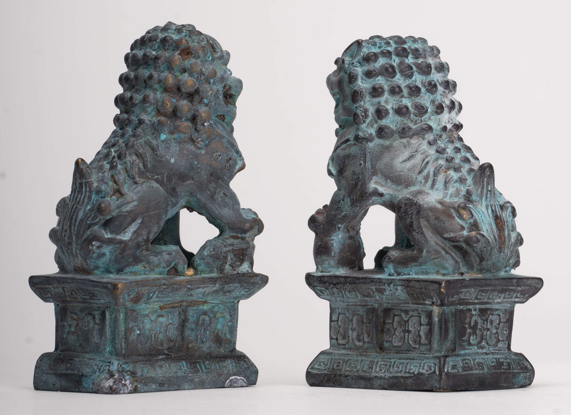 Antike Tempelwächterlöwen im chinesischen Stil Shishi-Löwen Foo Dogs Imperiale Löwen (Paar) – 10,5 cm