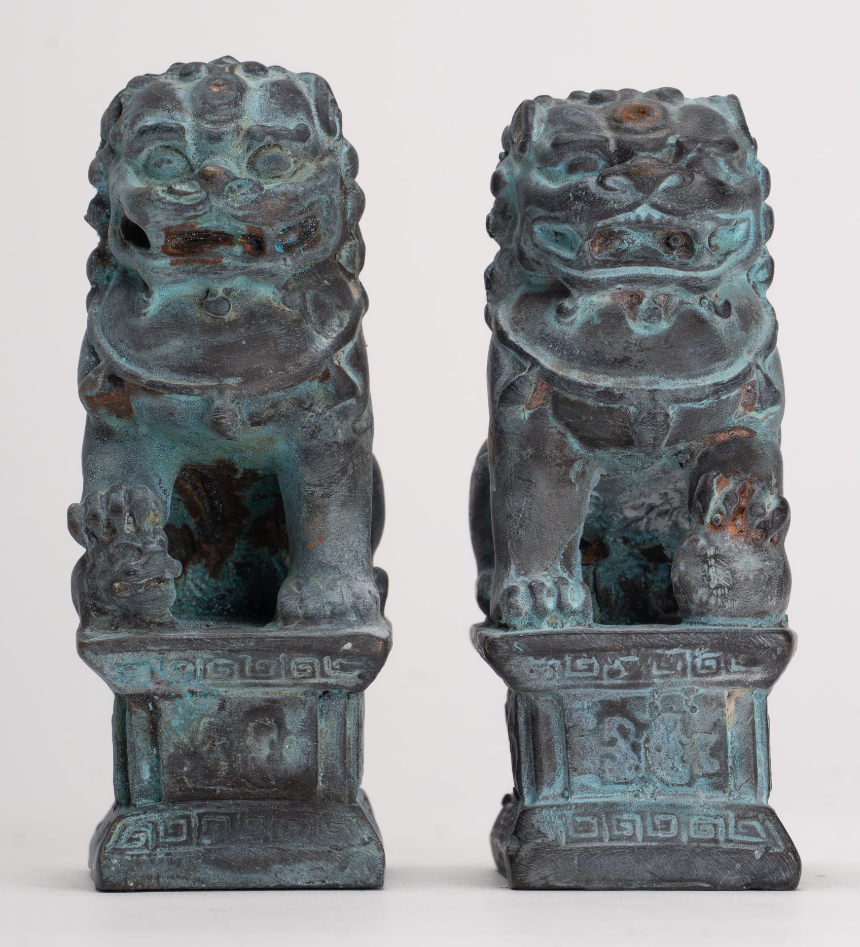 Antique Chinese Style Temple Guardian Lions Shishi Lions Foo Dogs Imperial Lions (Pair) - 10.5cm/4"