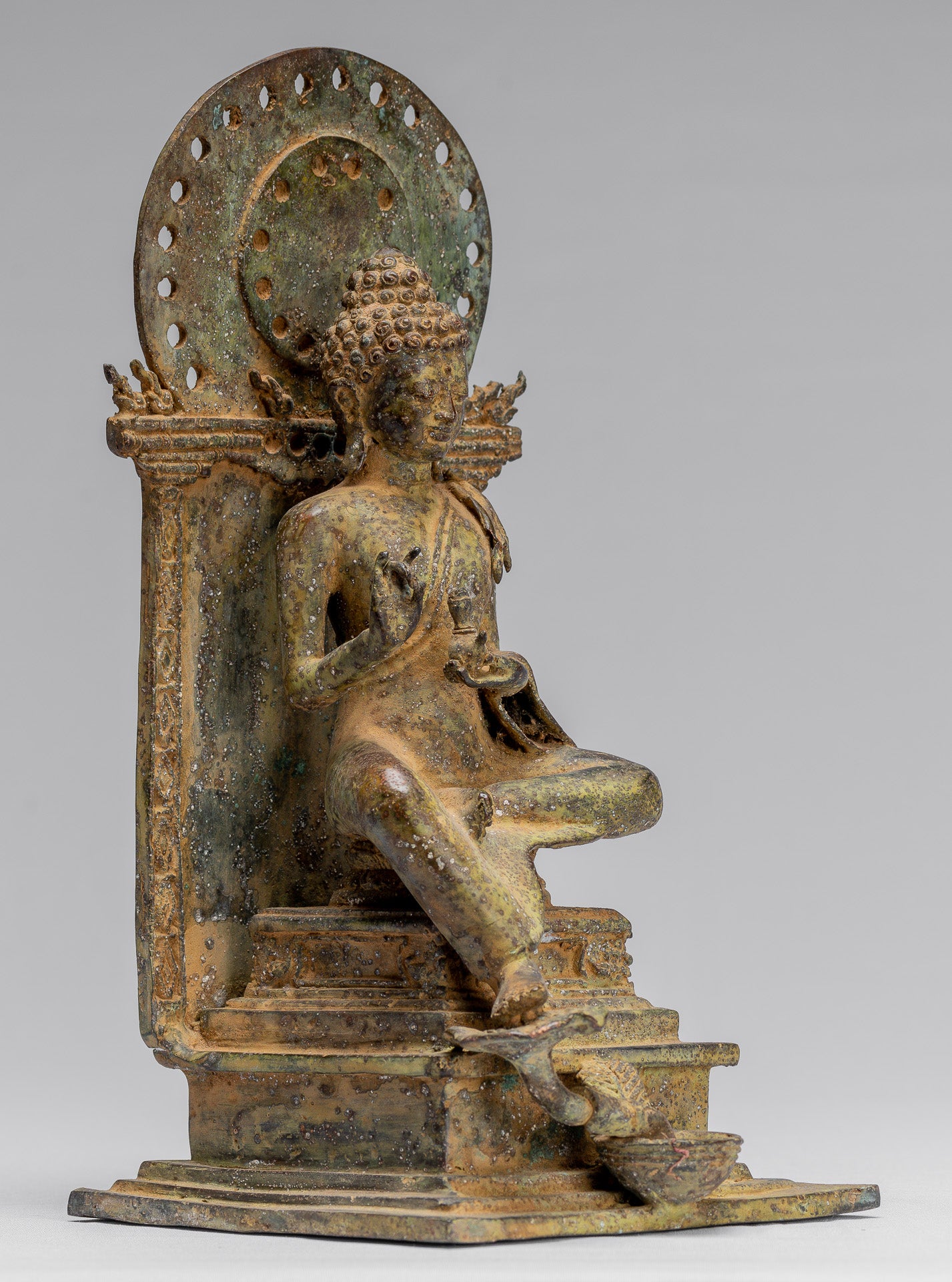 Estatua de Buda - Estilo indonesio antiguo de bronce sentado Javanese Buda - 27 cm/11 "