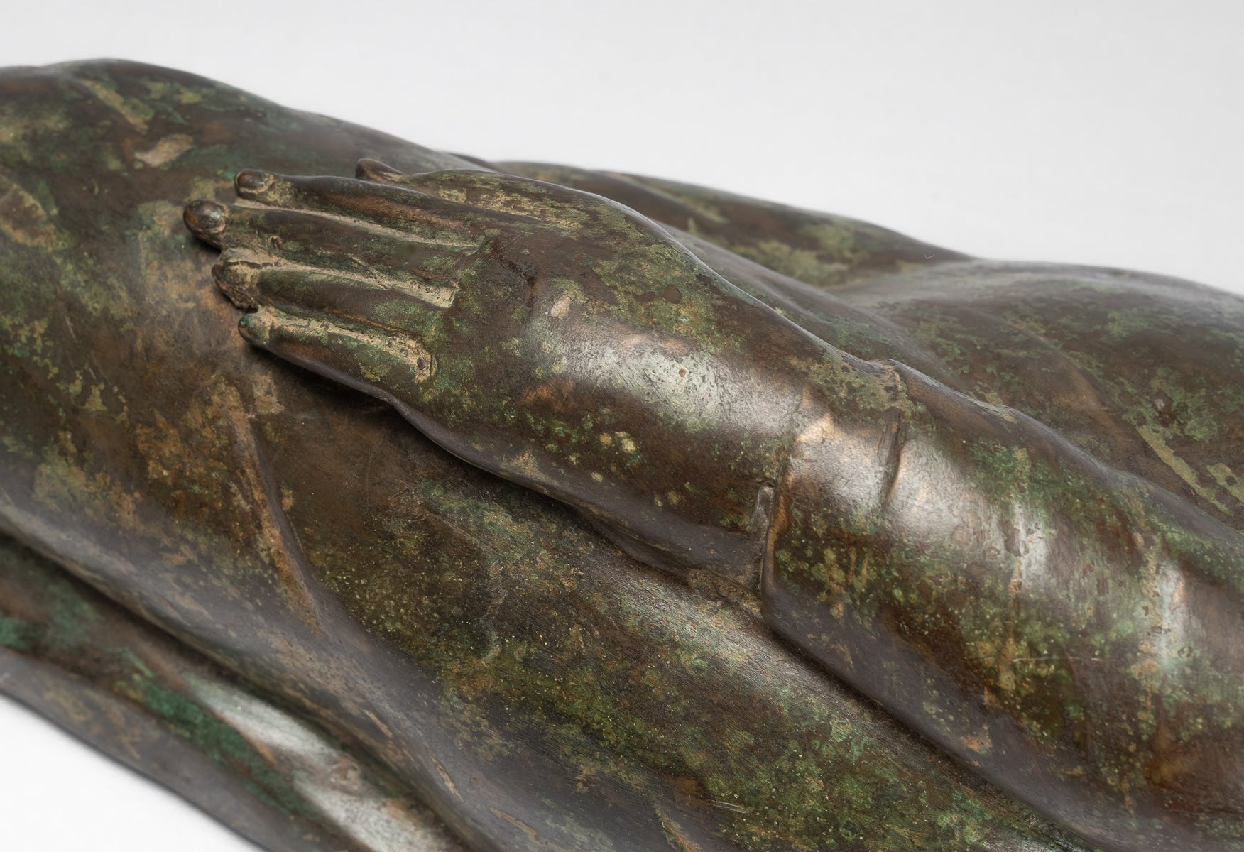 Estatua de bronce de estilo indio antiguo reclinable Vishnu - 95cm/38 "de largo