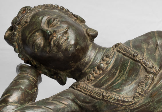 Estatua de bronce de estilo indio antiguo reclinable Vishnu - 95cm/38 "de largo