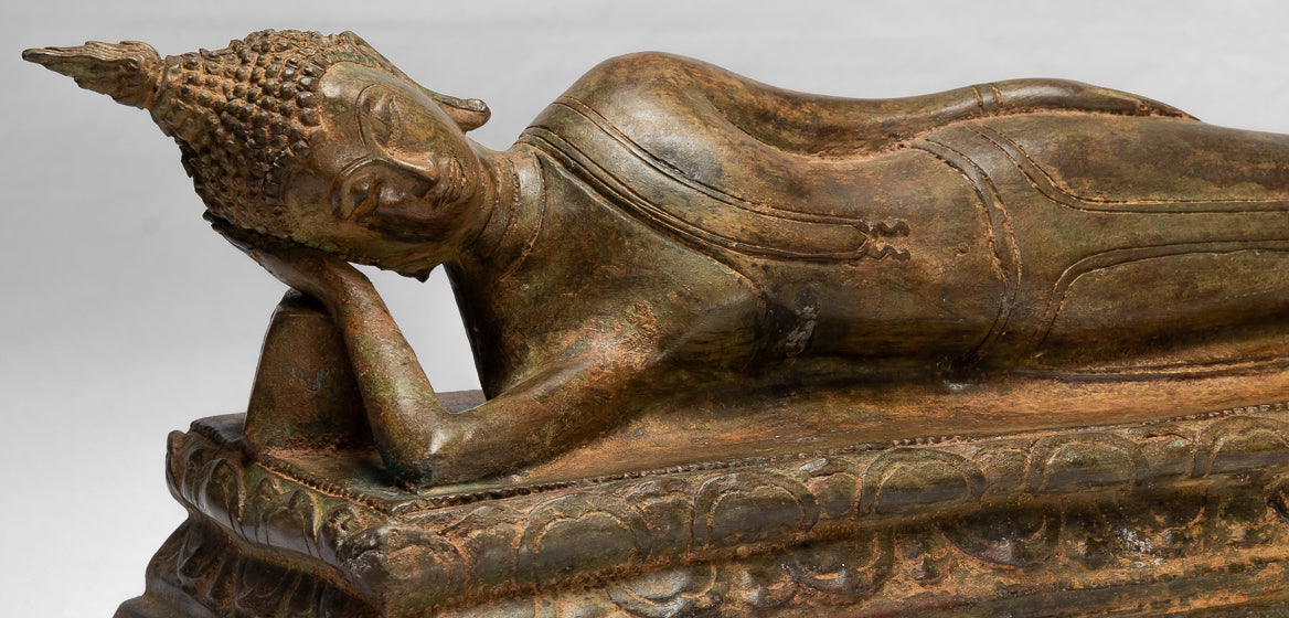 Statua Buddha - Antique Thai Thai Bronzo Sukhothai Reclining Nirvana Buddha Statua - 55cm/22 "